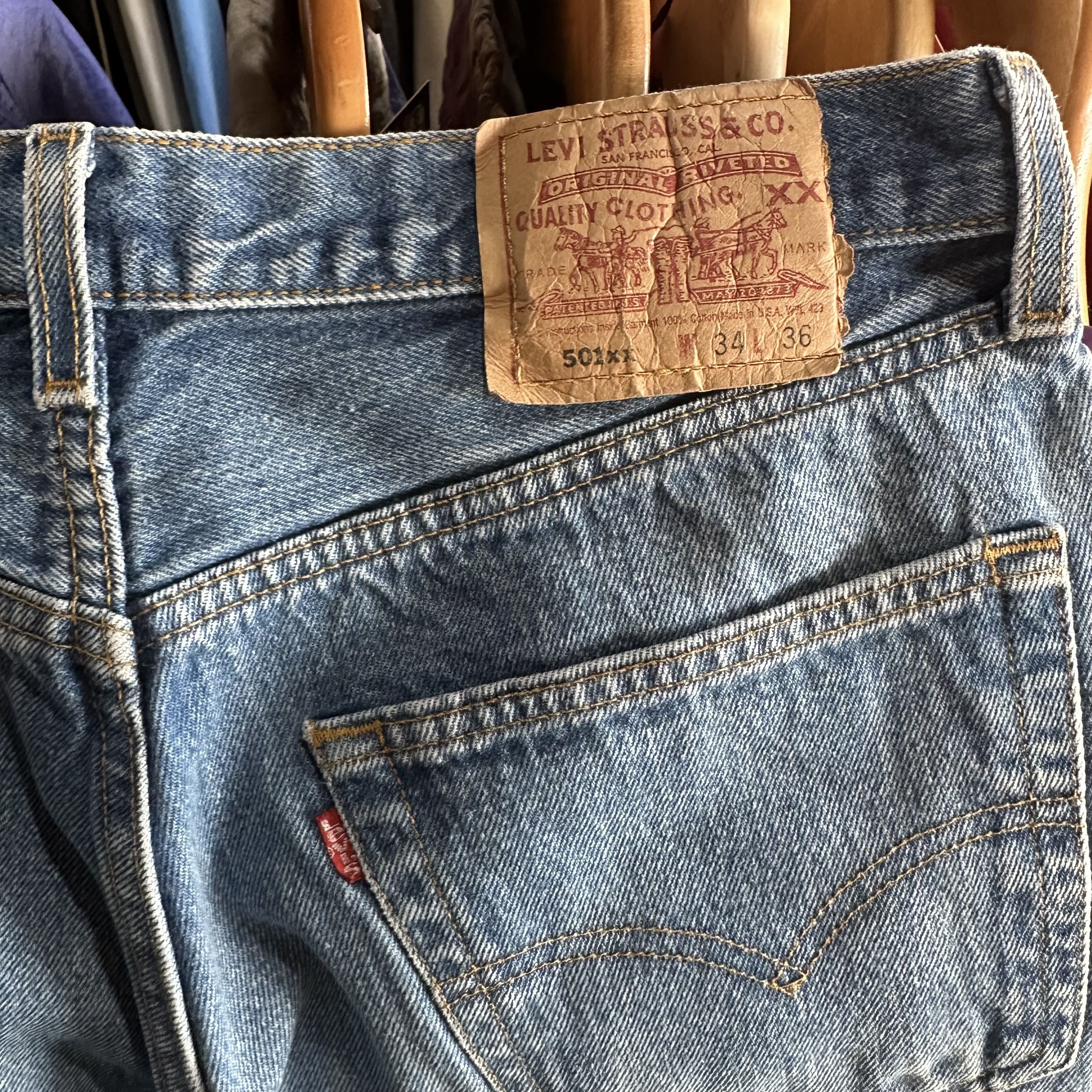 Levi's Vtg Levis 501xx Jeans Mens 34x36 (Fits 32x32) Made in USA Size US 34 / EU 50 - 5 Thumbnail