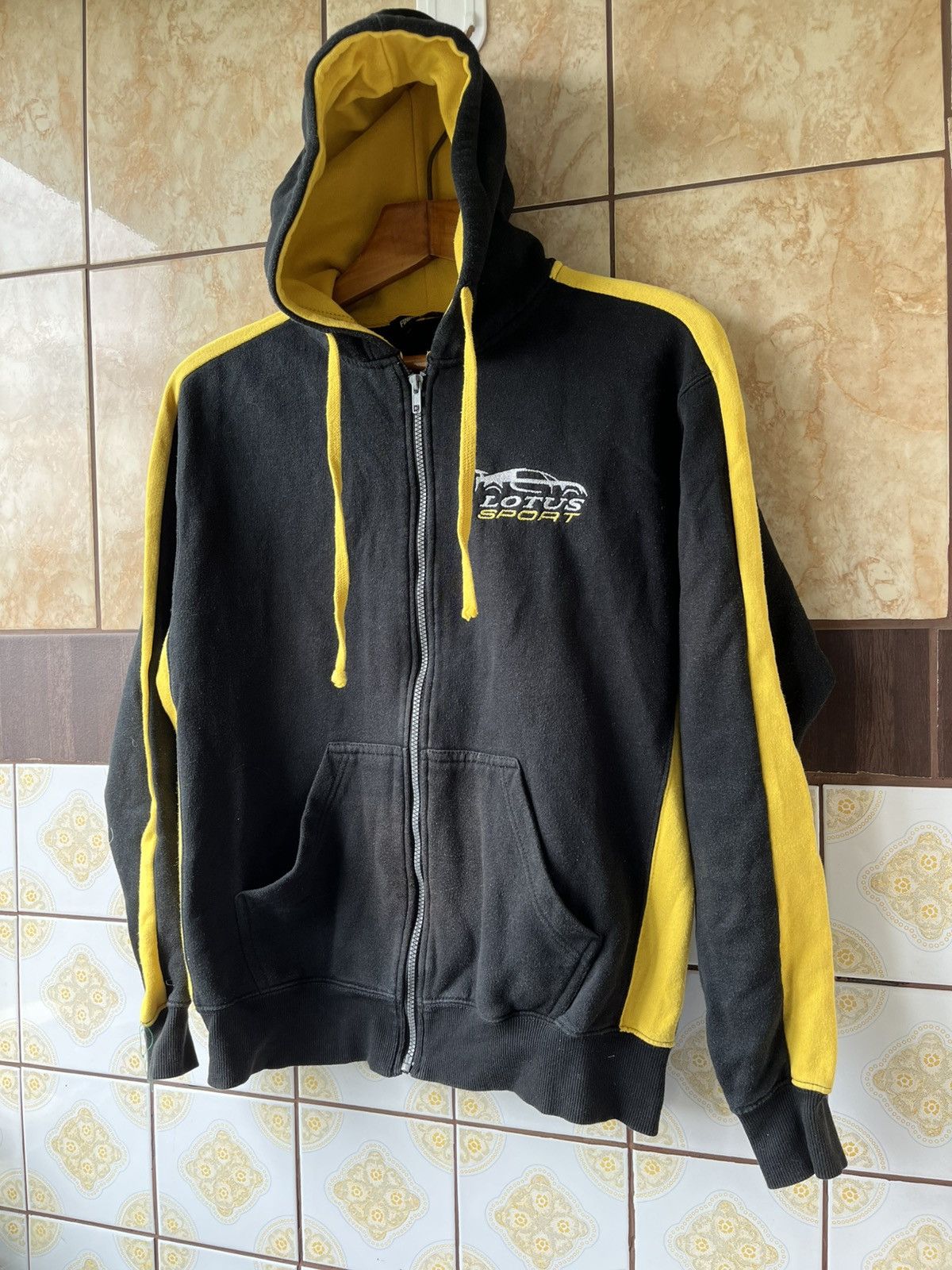 Formula 1 Vintage Lotus Sport Racing Formula Uno hoodie Size US M / EU 48-50 / 2 - 3 Thumbnail