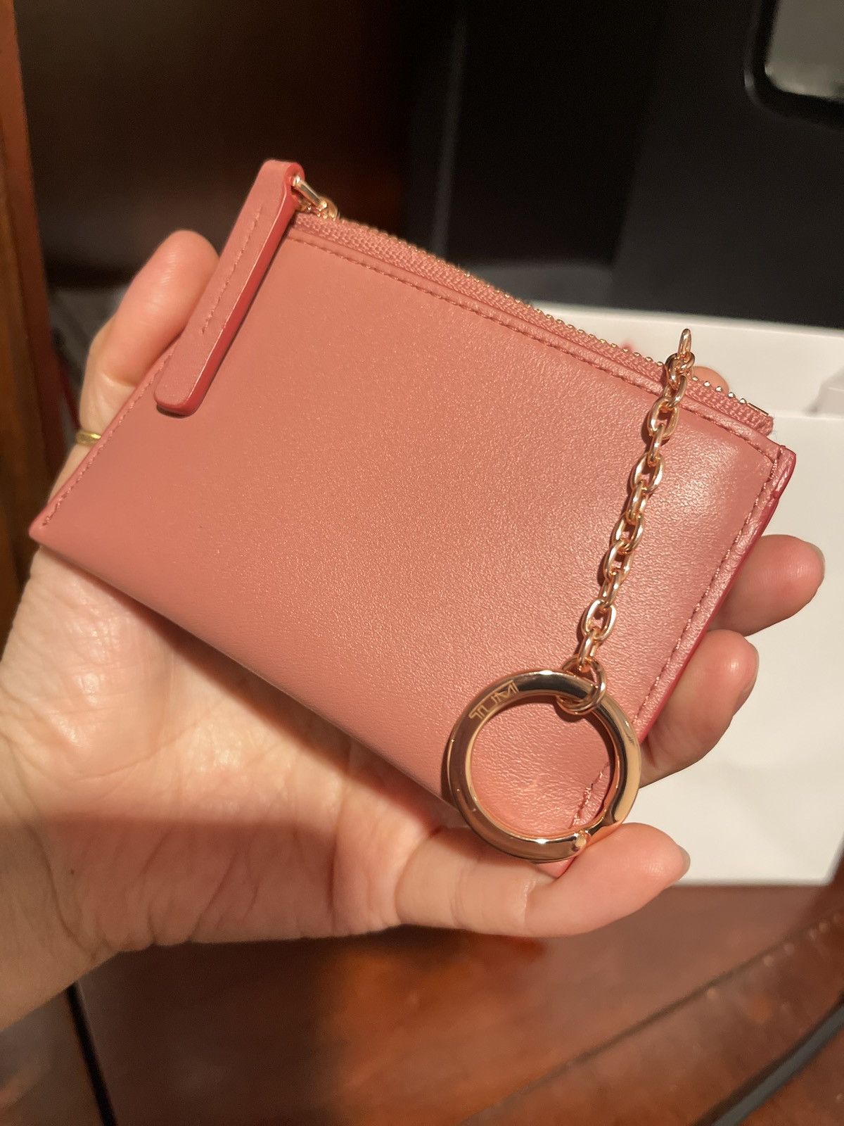 Tumi Tumi BELDEN Flap Card Case NWT in leather color in cameo Size ONE SIZE - 3 Thumbnail
