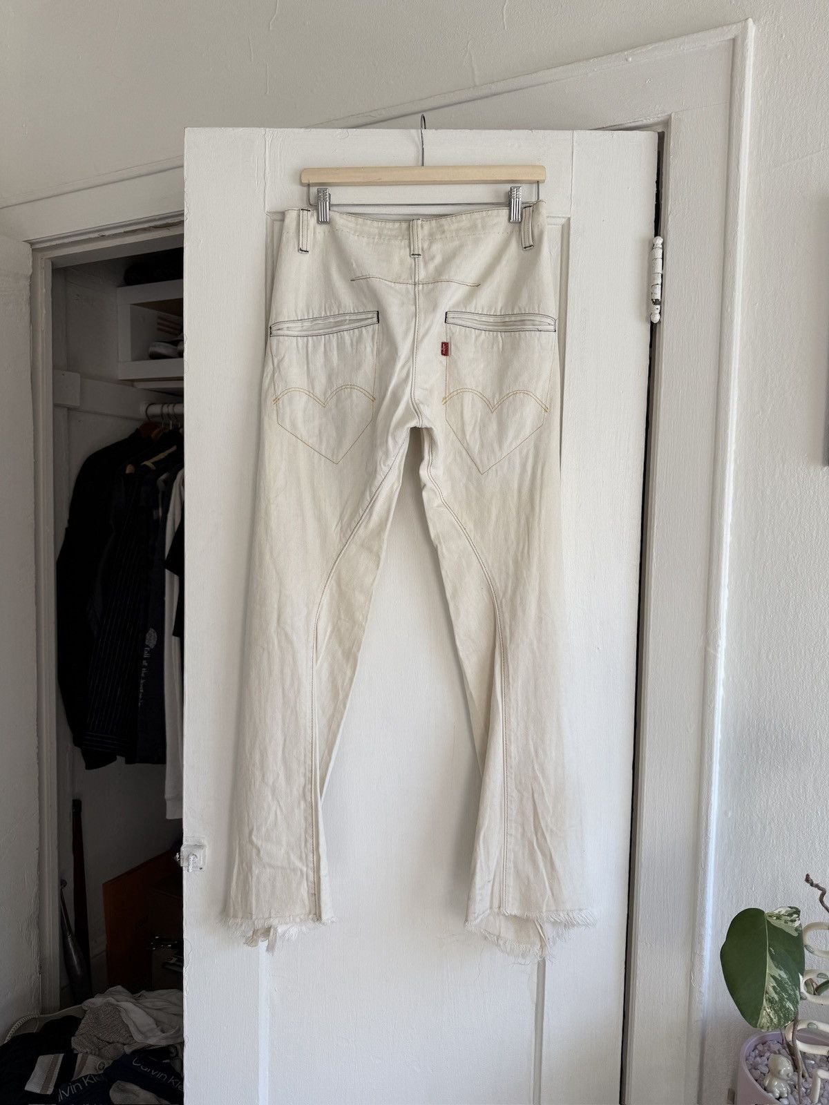 Levi's × Undercover Oki-Ni Levis twisted seam denim Size US 32 / EU 48 - 3 Thumbnail