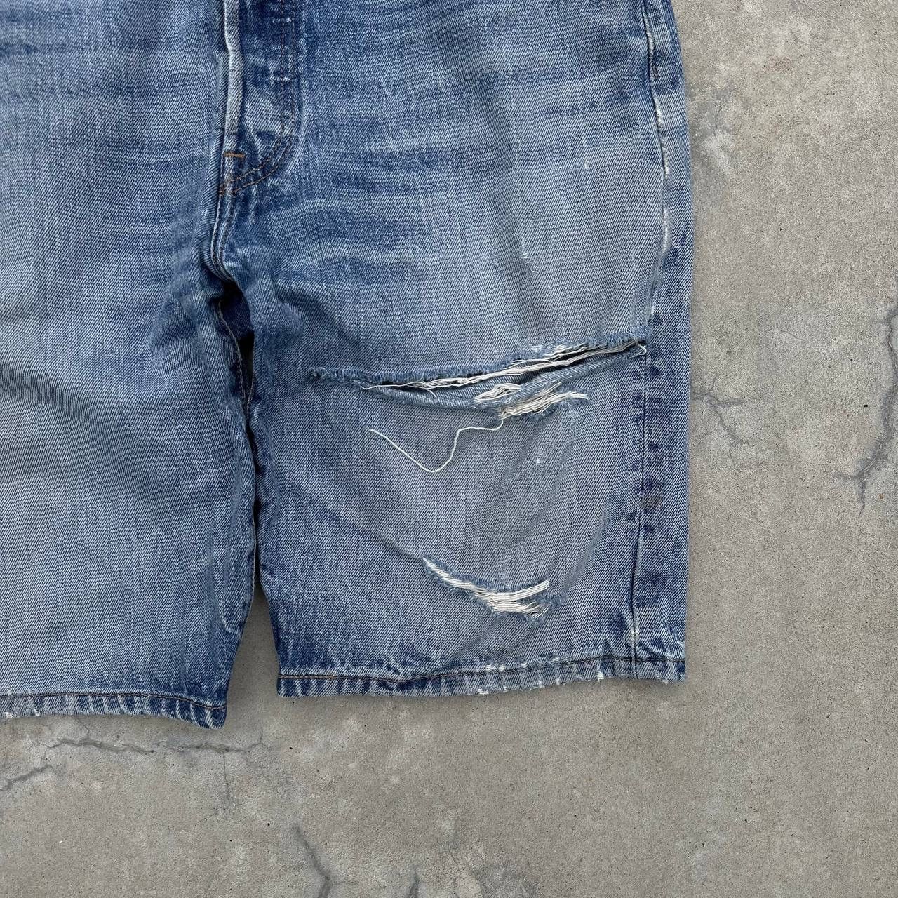 Levi's Vintage Levi’s Shorts Size 34 Style USA 00s Y2K Size US 34 / EU 50 - 6 Thumbnail
