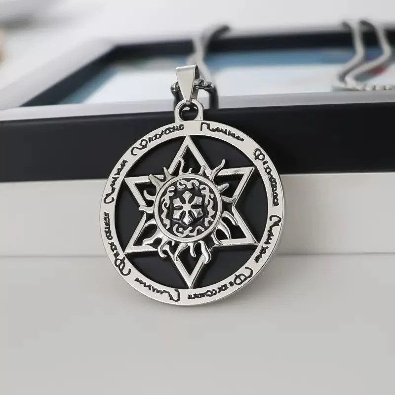 Vintage Retro Pendant Necklace Size ONE SIZE - 3 Thumbnail