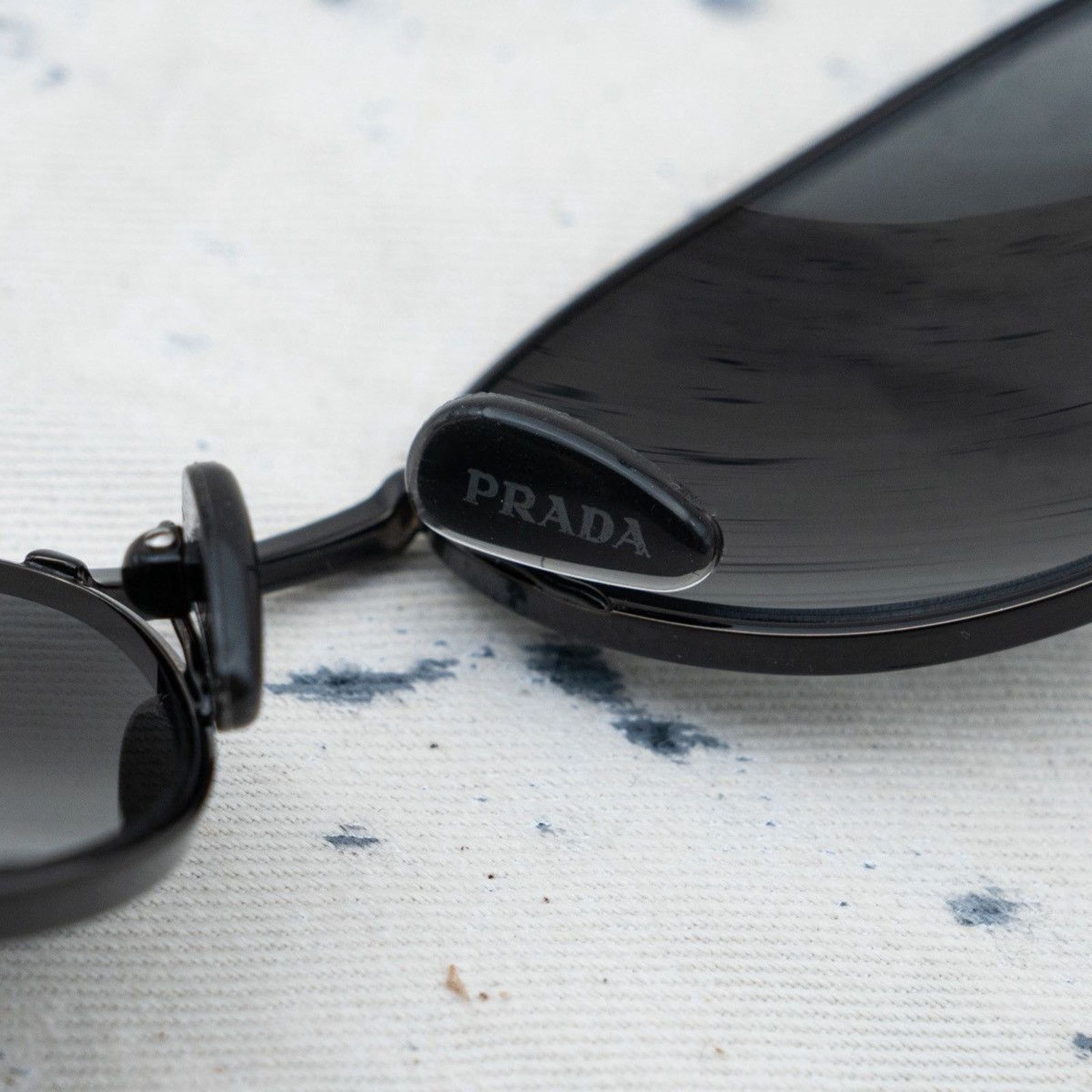 Vintage prada logo black mirrored aviator oval sunglasses