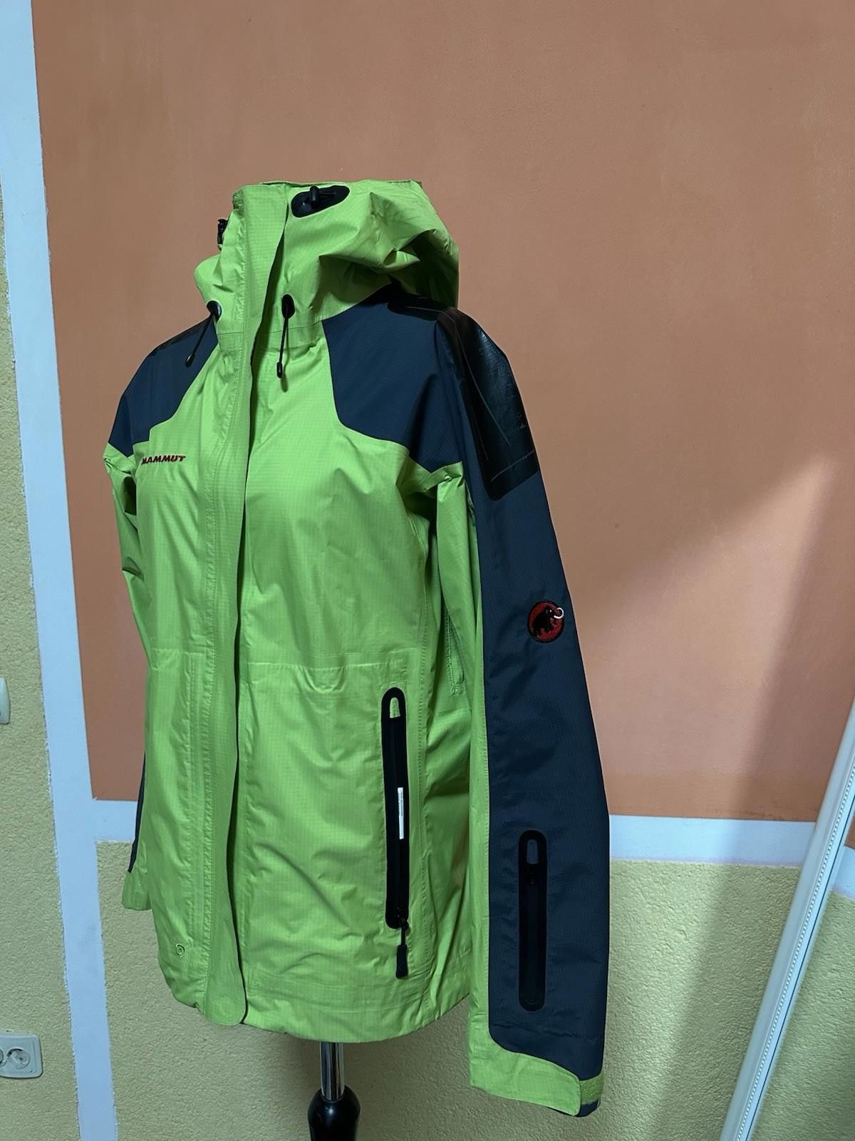 Mammut Mammut Light Jacket Pro Shell Gore-Tex Sz L Size US L / EU 52-54 / 3 - 2 Thumbnail