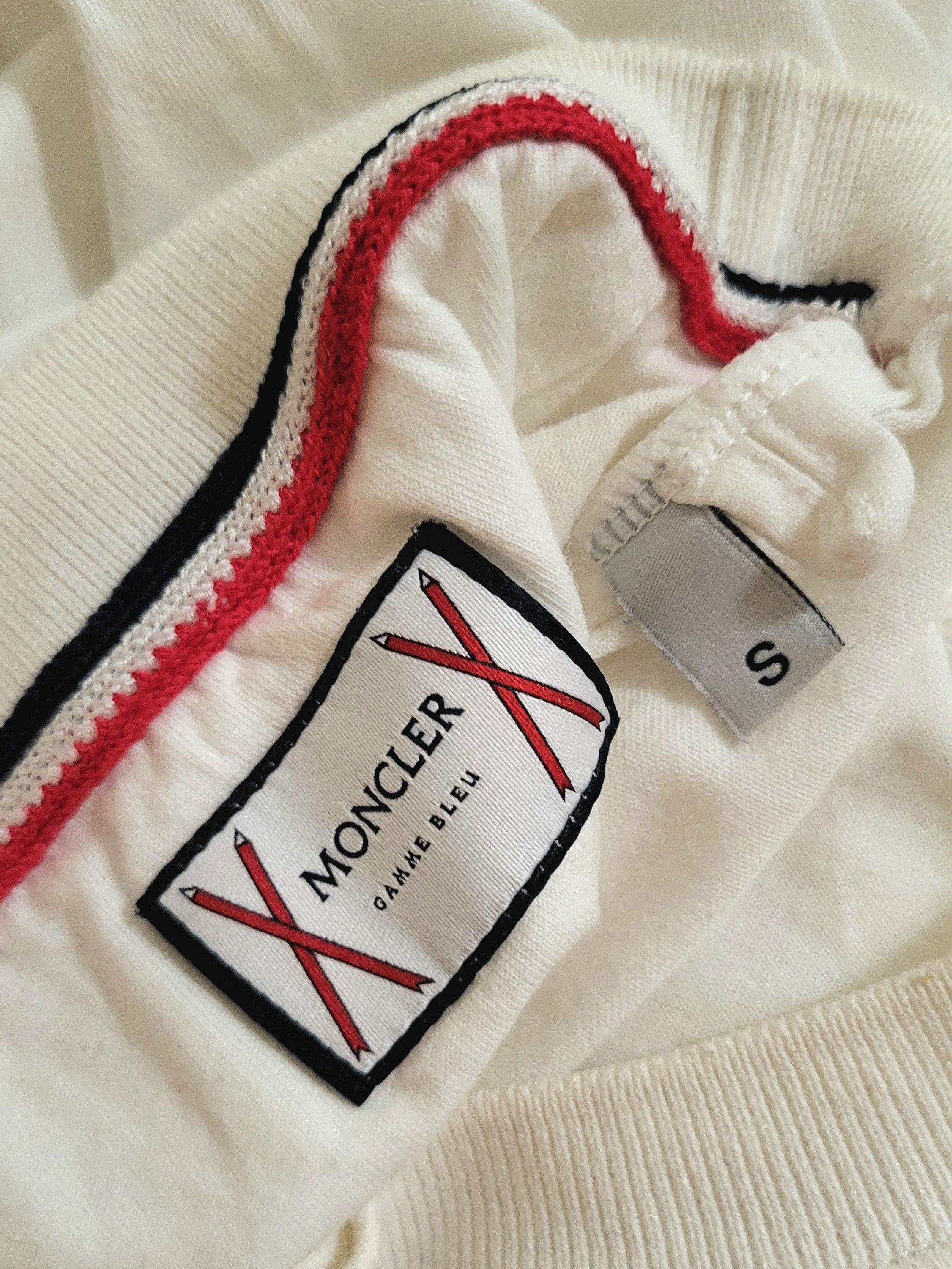 Moncler × Moncler Gamme Bleu × Thom Browne Gray Chervon Print Logo Maglia Tee Shirt Size US S / EU 44-46 / 1 - 3 Thumbnail