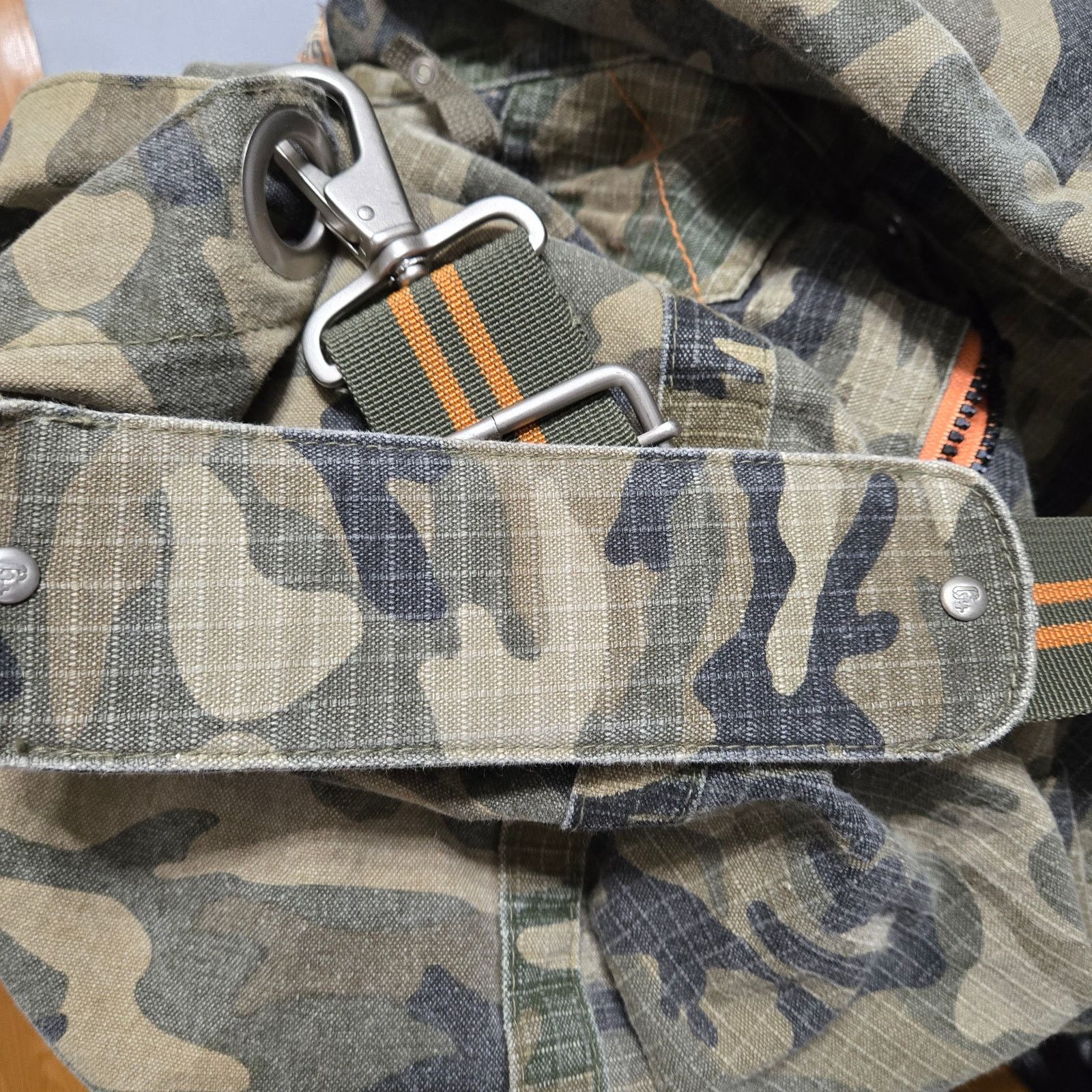 Gap Vintage Gap Military Duffel Bag 2004 Size ONE SIZE - 5 Thumbnail