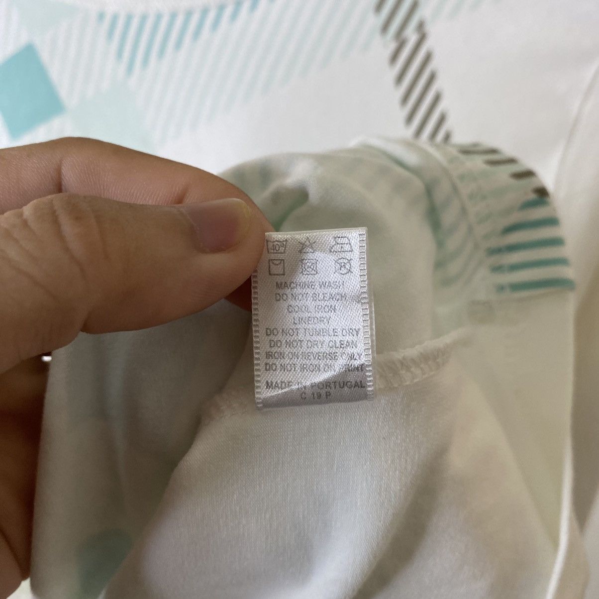 Burberry Burberry London Abstract Nova Art Women LS T Shirt Size S / US 4 / IT 40 - 5 Thumbnail