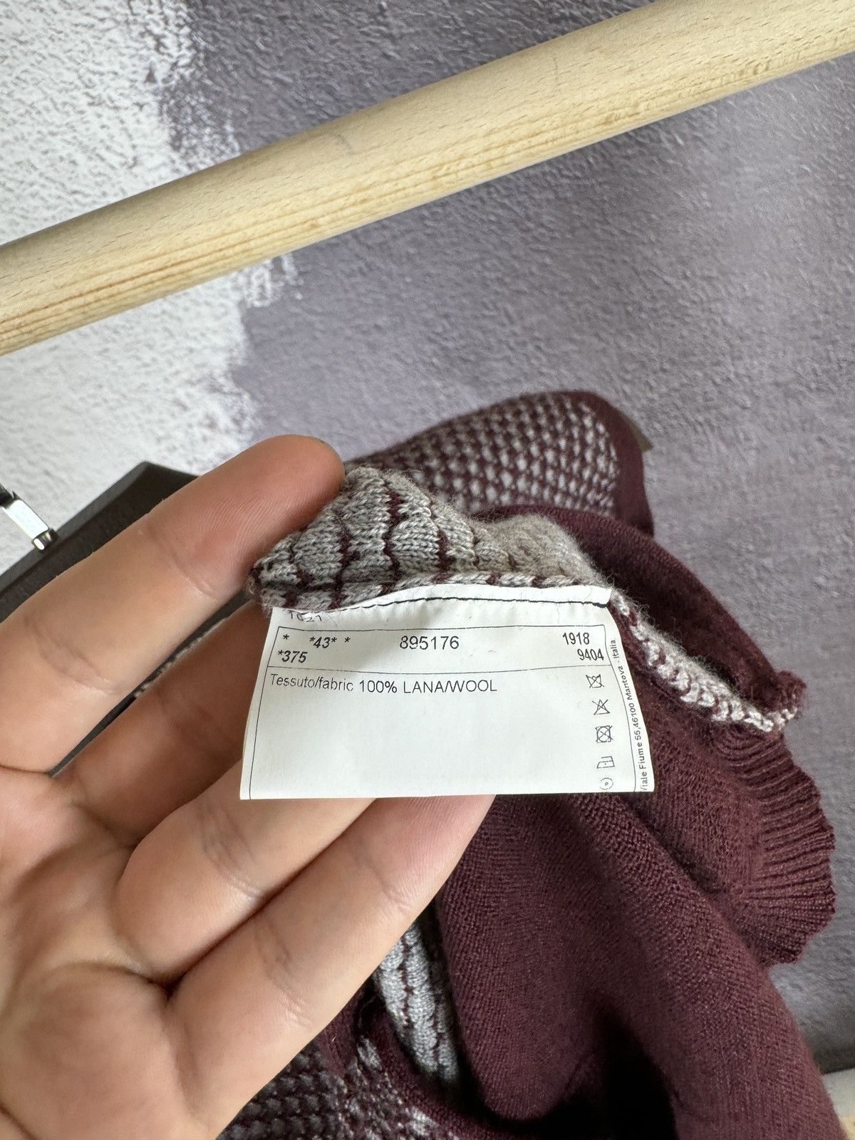 L.B.M. 1911 L.B.M 1911 Red Burgundy Wool Button Up Knitted vest gilet Size US L / EU 52-54 / 3 - 10 Thumbnail