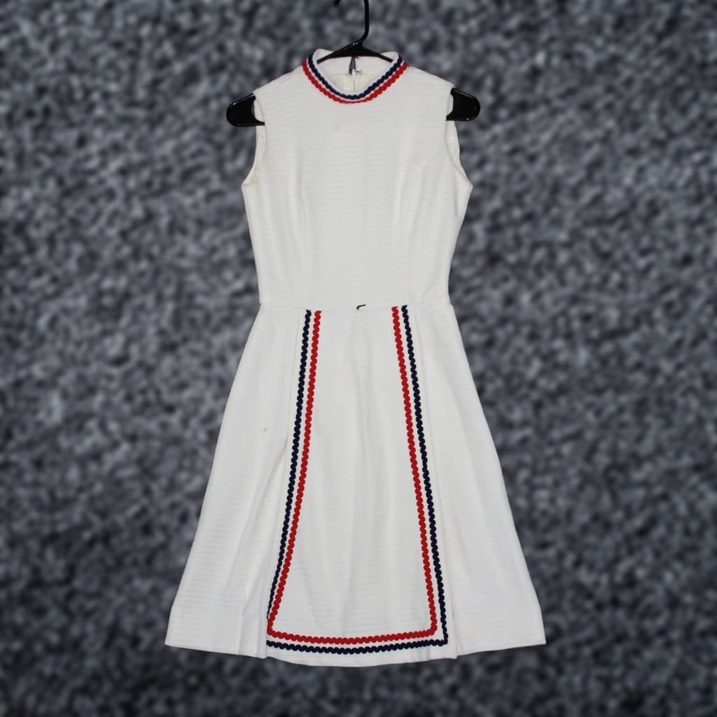 Vintage VINTAGE Parade A-Line Dress Women XS Knee Length White Trim Cap Sleeve Sleeveless Knit Polyester Cotton Yellowing Patina 90s Sports Summer Dress Size XS / US 0-2 / IT 36-38 - 1 Thumbnail