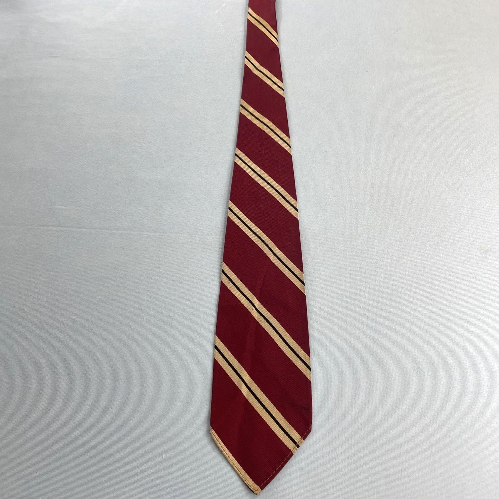 Wilson Vtg Wilson Wear Willcrest Tie Silk USA Red Swing Rockabilly 3x54 30s 40s Necktie Size ONE SIZE - 3 Thumbnail