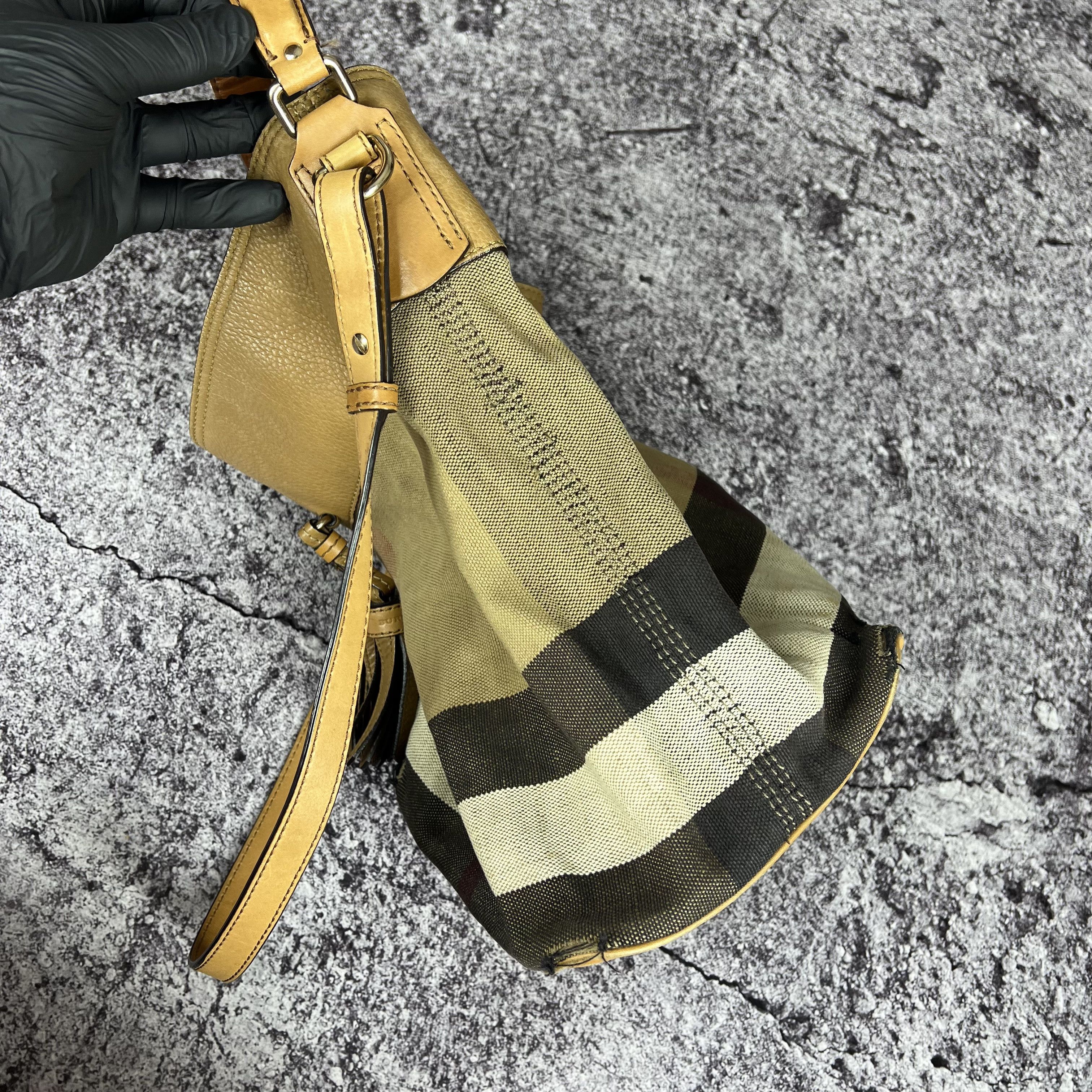 Burberry Burberry Bag Size ONE SIZE - 3 Thumbnail