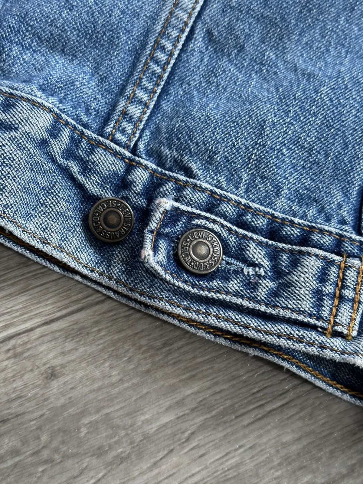 Levi's 🫧 Vintage Levi's Trucker Denim Jacket Blue Medium Wash Size L / US 10 / IT 46 - 12 Thumbnail