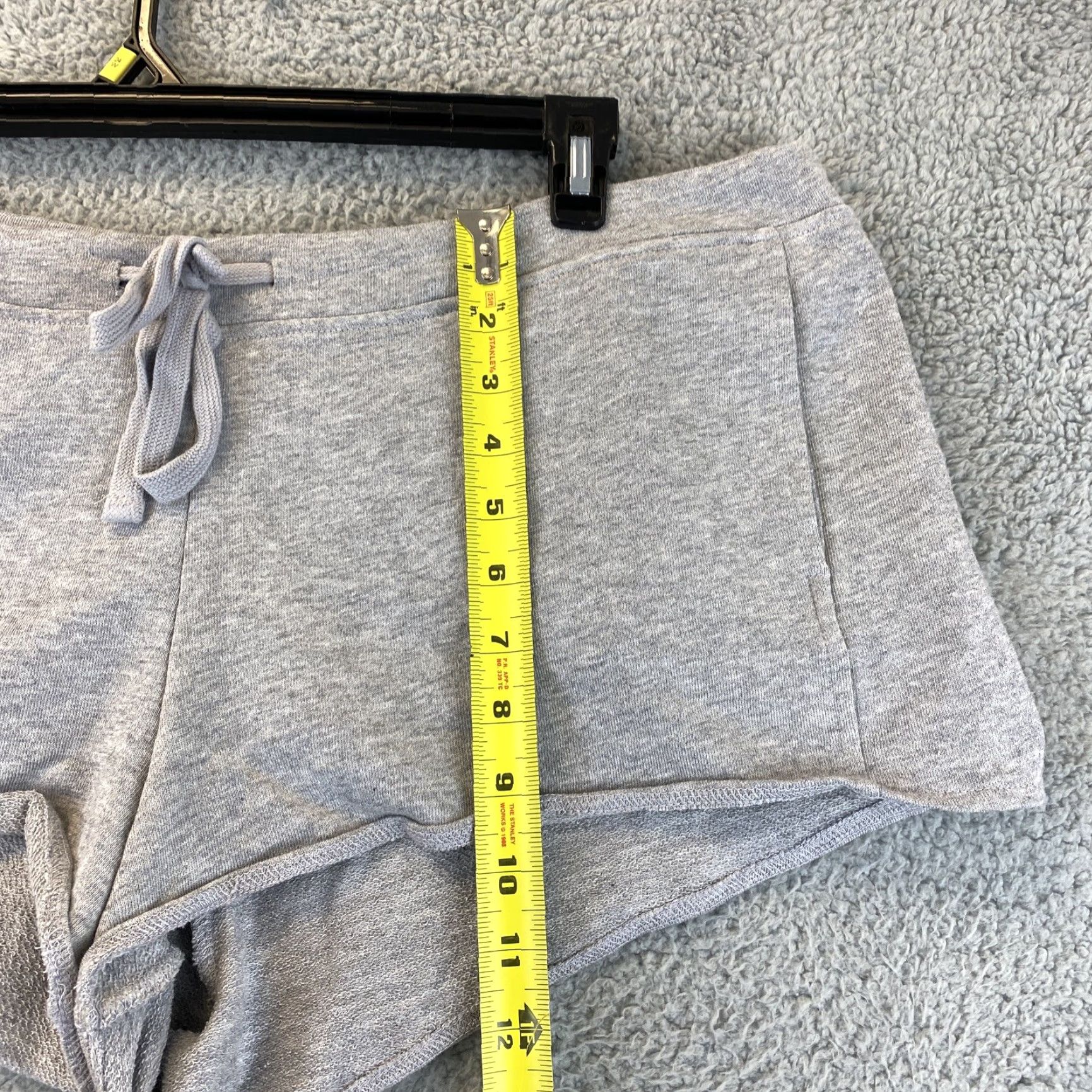 Fabletics VINTAGE Fabletics Women's Shorts XL Gray Lounge Luxe Terry Activewear 52-50 Size 40" / US 18 - 5 Thumbnail