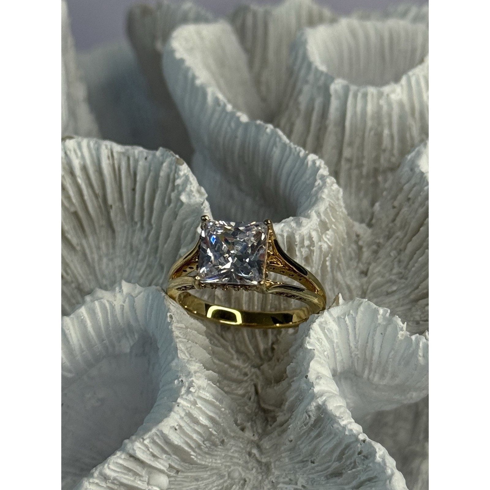 Jewelry 925 STERLING SILVER GOLD PLATED BGE CZ RING SIZE 7 Size ONE SIZE - 3 Thumbnail