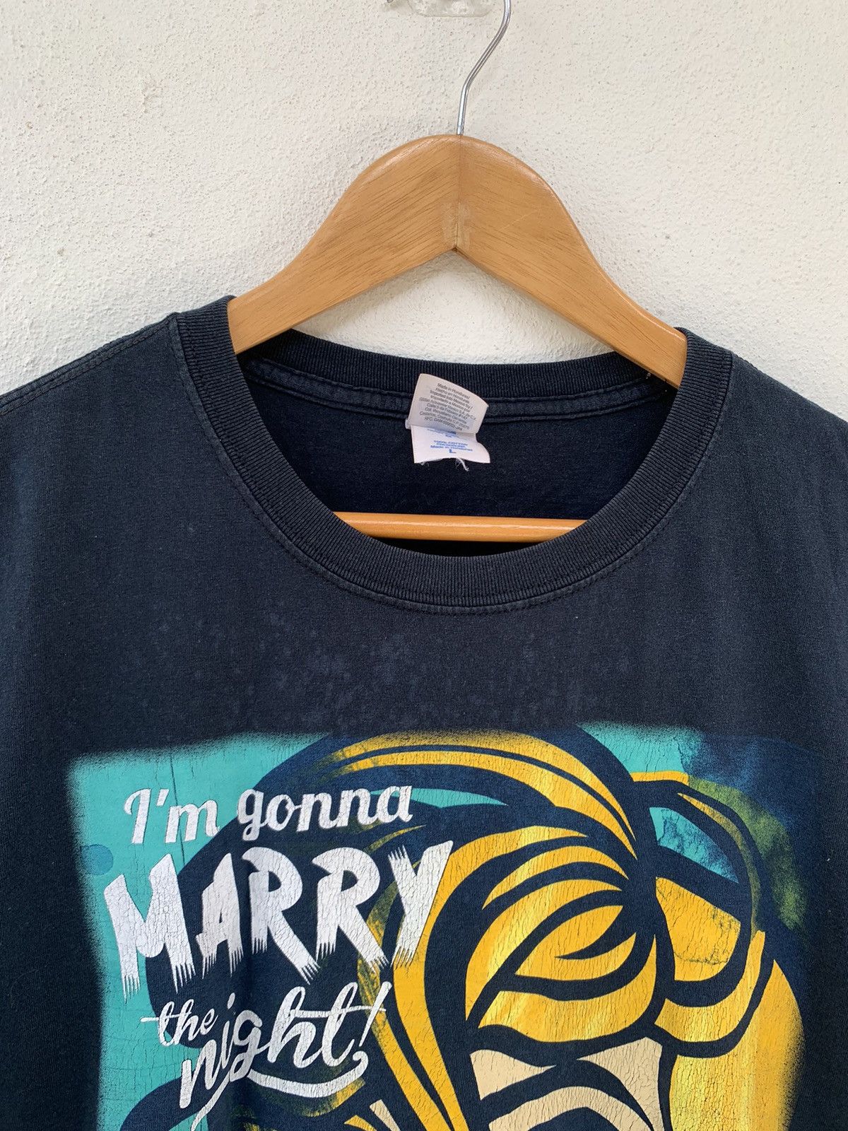 Vintage Y2K Thrashed Distressed Lady Gaga Tshirt Size US L / EU 52-54 / 3 - 4 Thumbnail