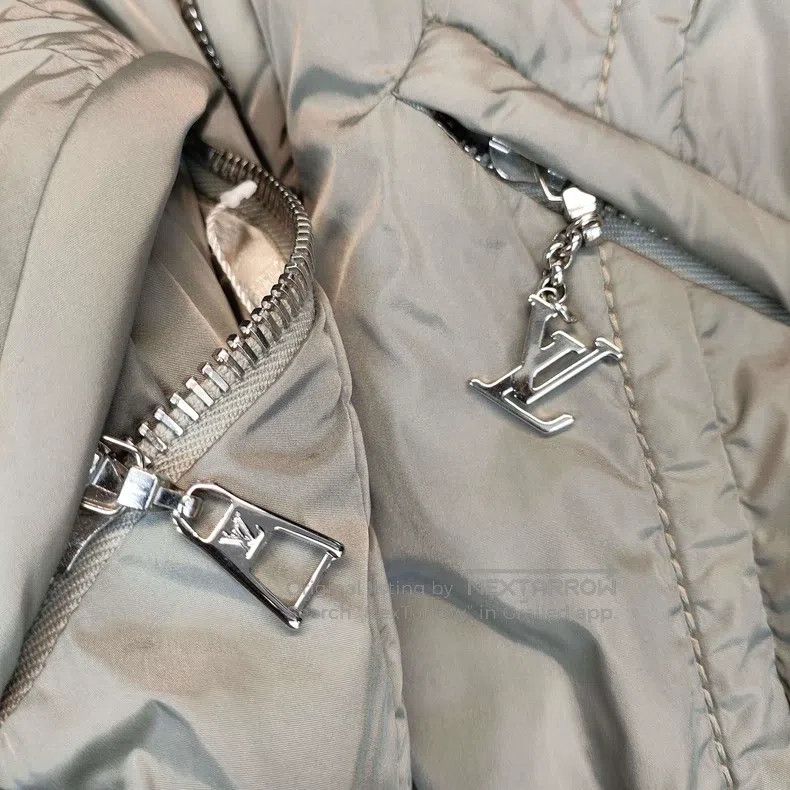 Louis Vuitton Louis Vuitton Down Jacket Size XXS / US 00 / IT 34 - 3 Thumbnail