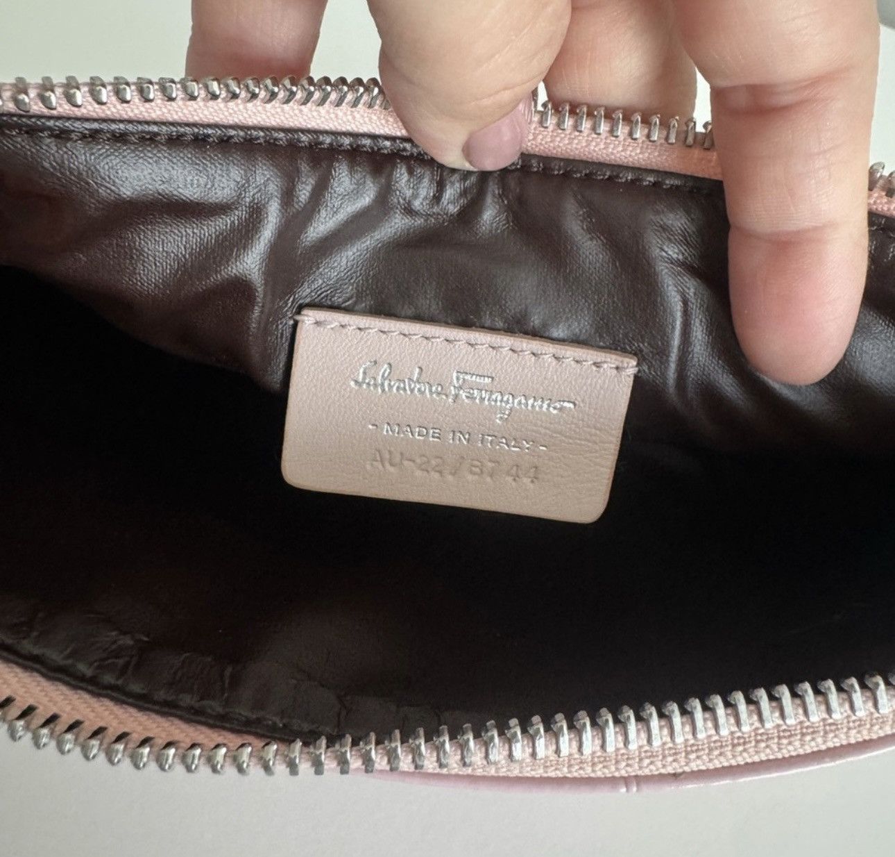 Salvatore Ferragamo Salvatore Ferragamo Gancini pochette clutch shoulder bag Size ONE SIZE - 7 Thumbnail
