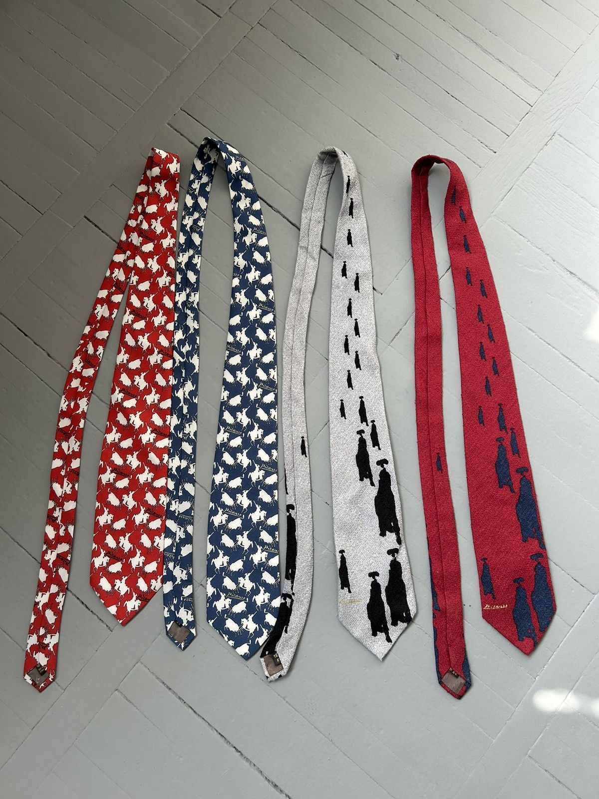 Other Picasso silk tie 4 pieces Size ONE SIZE - 1 Thumbnail