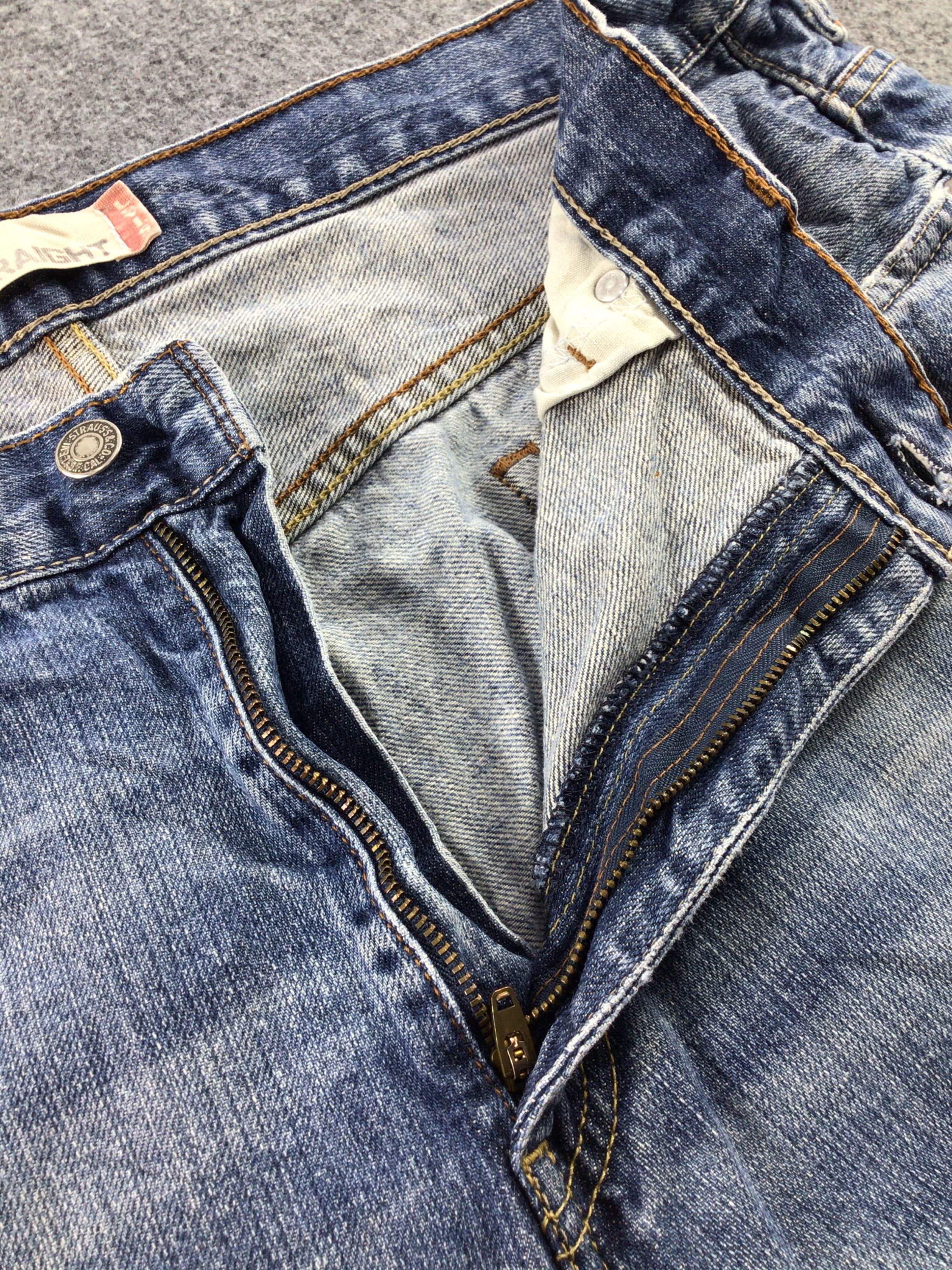 Levi's × Vintage Vintage Levis 569 Jeans-JM207 Size US 39 - 8 Thumbnail