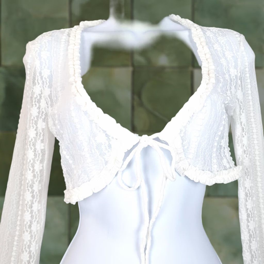 Vintage Tiger Mist Top Womens XS White Floral Lace Sheer Cropped Tie Front Size XS / US 0-2 / IT 36-38 - 1 Thumbnail