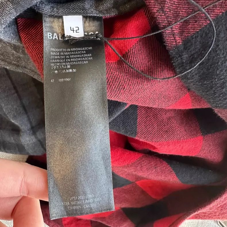 Balenciaga Balenciaga SS21 Black and Red Plaid Patchwork Embroidered l Size US XS / EU 42 / 0 - 6 Thumbnail
