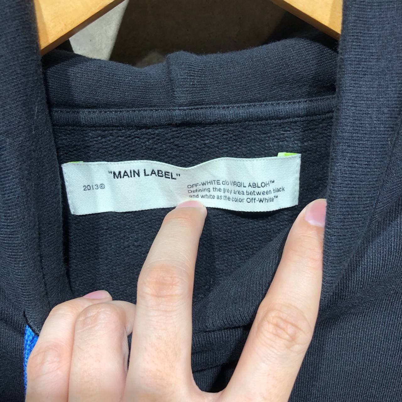 Off-White Off-White Acrylic arrows pull over hoodie Size US M / EU 48-50 / 2 - 12 Thumbnail