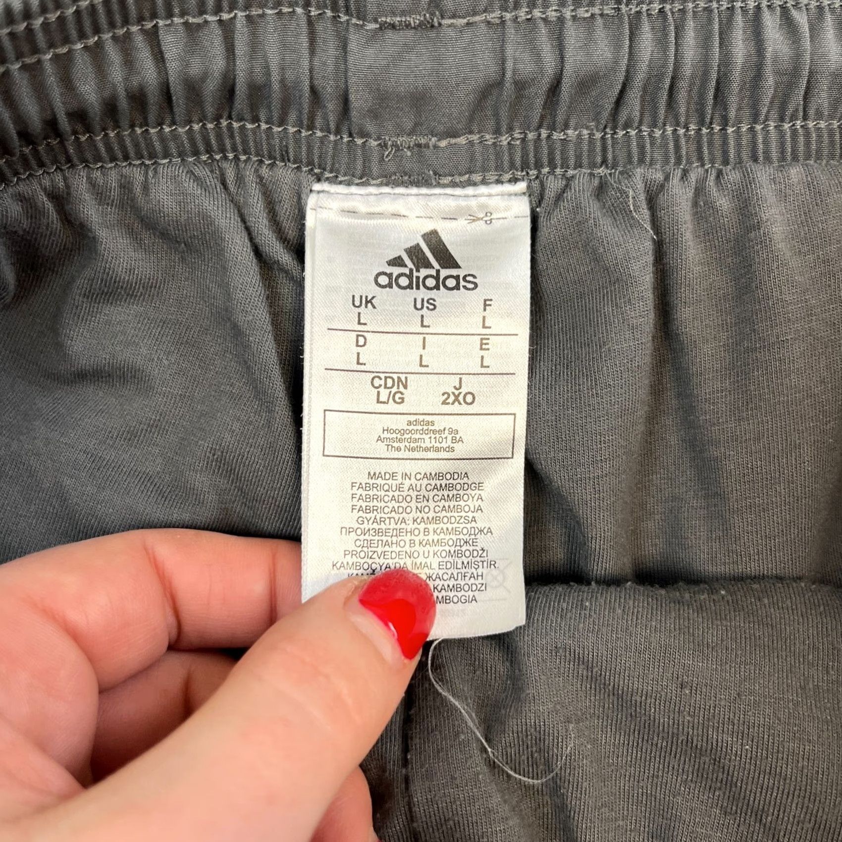 Adidas Adidas Track Pants Mens Large Grey Black Striped Lined Drawstring Trousers Comfortable Pockets Regular Muscles? Size US 33 - 7 Thumbnail