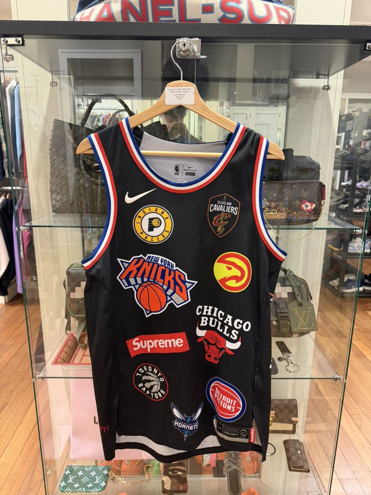 Nike × Supreme Supreme x Nike NBA Team Patch Jersey - Black Size US M / EU 48-50 / 2 - 1 Thumbnail