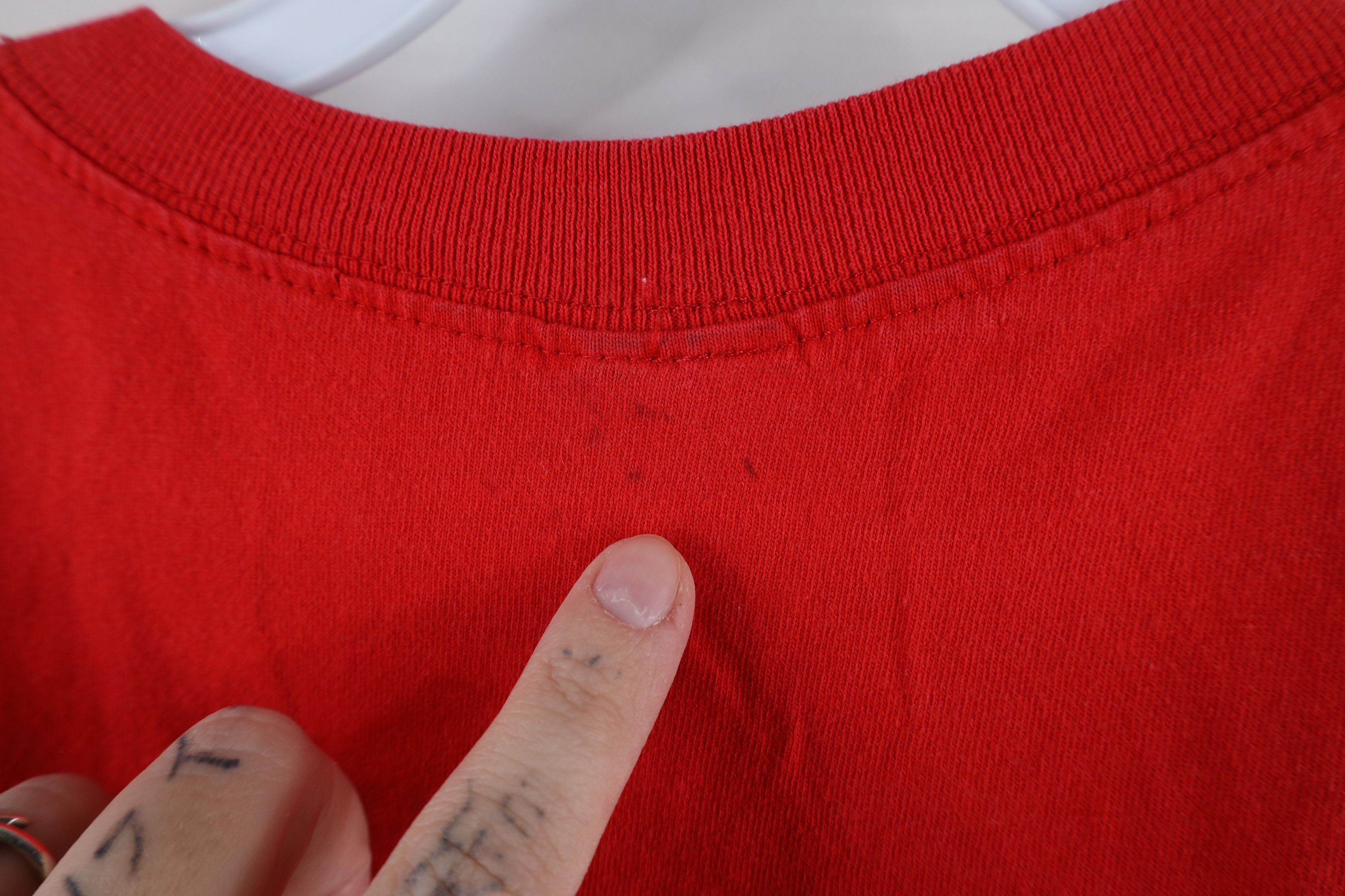Vintage Vintage 90s Spell Out Jewish Hebrew Coca Cola T-Shirt Red Size US M / EU 48-50 / 2 - 11 Thumbnail