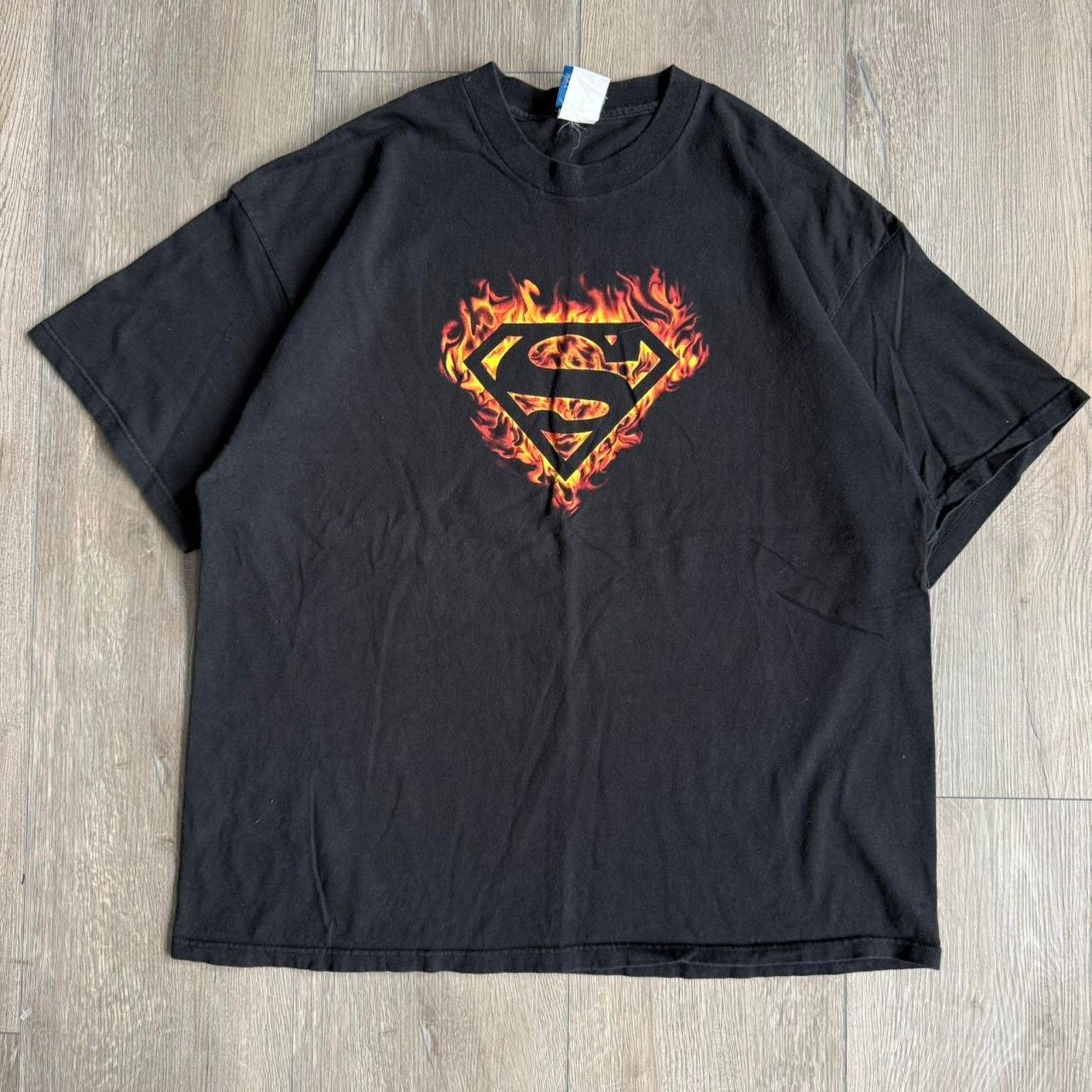 Other Vintage 2004 Superman Flaming Logo Tee Black Size US XXL / EU 58 / 5 - 1 Thumbnail