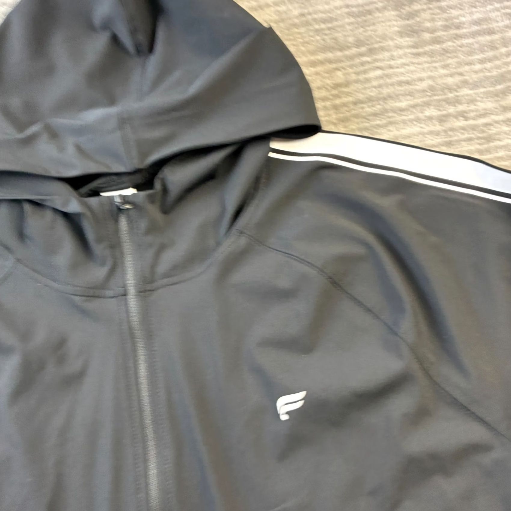 Fabletics Fabletics Jacket Mens XL Black Full Zip Hoodie Windbreaker Pockets Logo Casual Sports Athletic Jacket Size US XL / EU 56 / 4 - 4 Thumbnail