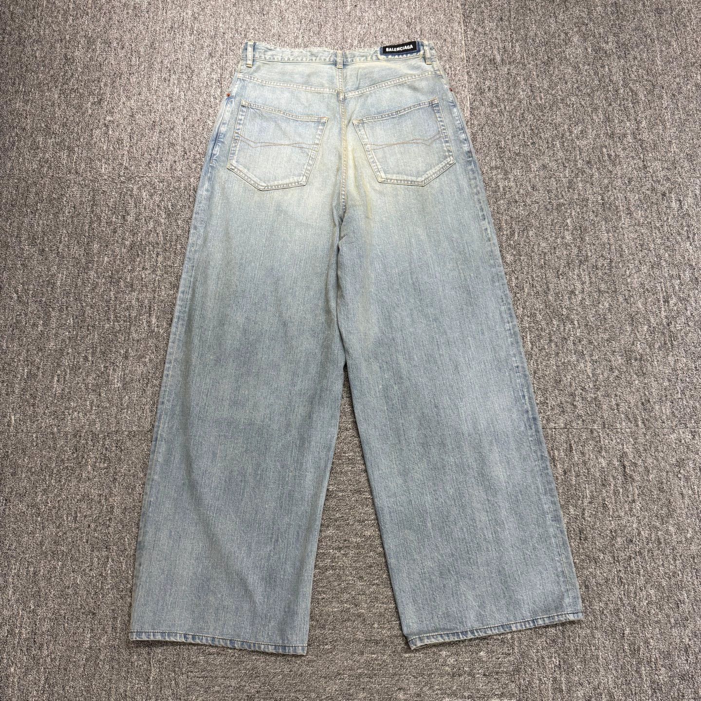 Balenciaga Balenciaga Women's New with Tags Washed Distressed Jeans XS Size 25" / US 0 / IT 36 - 5 Thumbnail