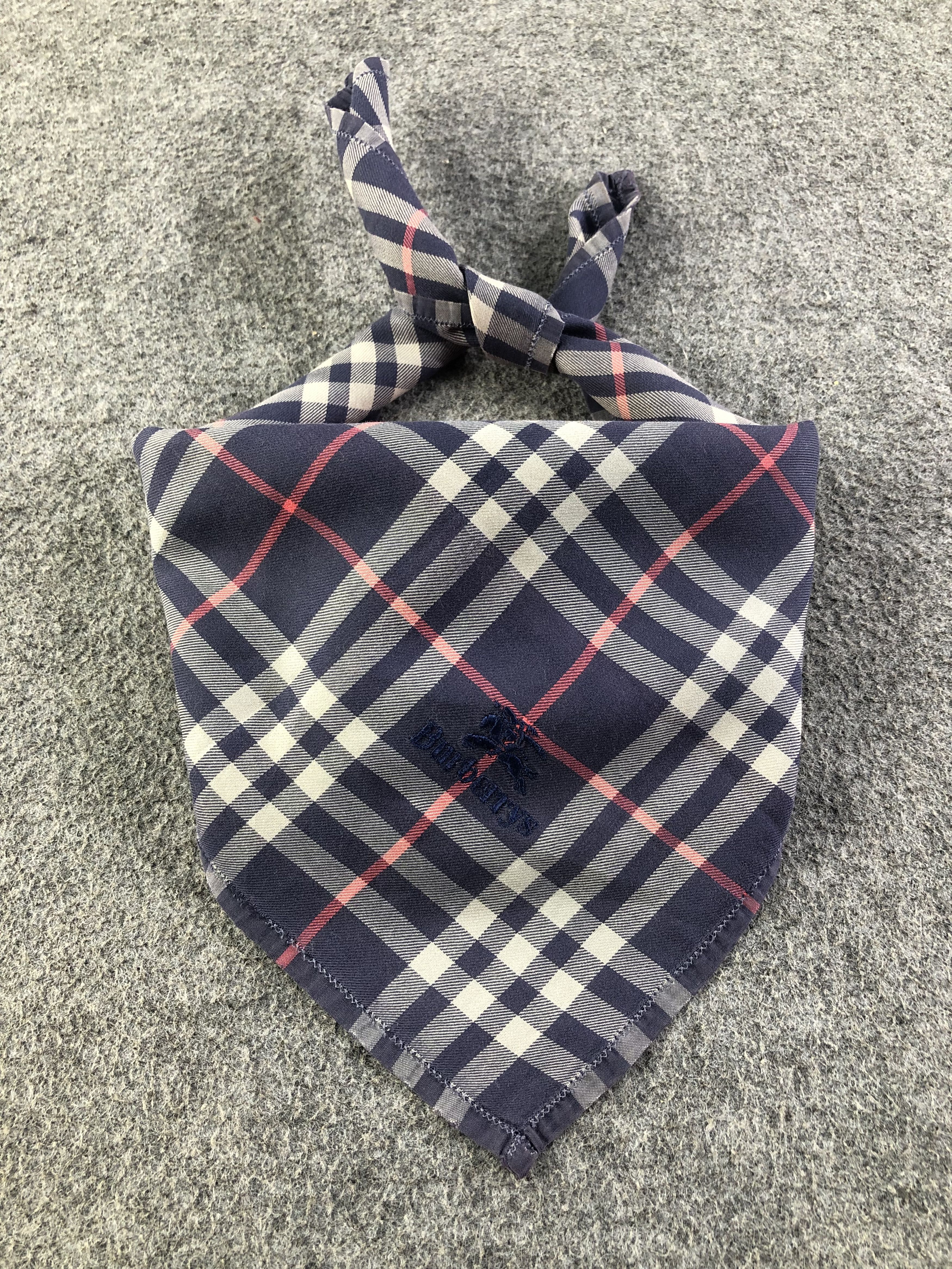 Burberry Burberry Handkerchief / Bandana / Neckerchief Size ONE SIZE - 2 Thumbnail