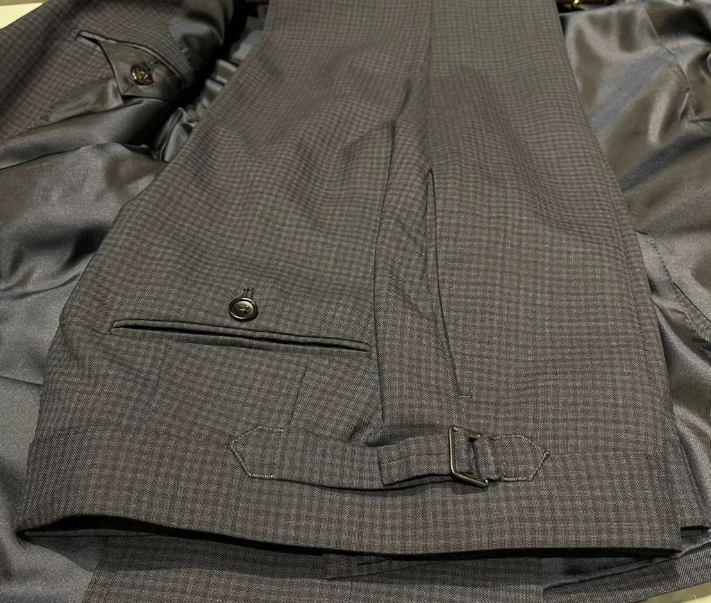 Tom Ford oc11z1225 Suit in Navy Size US S / EU 44-46 / 1 - 2 Thumbnail