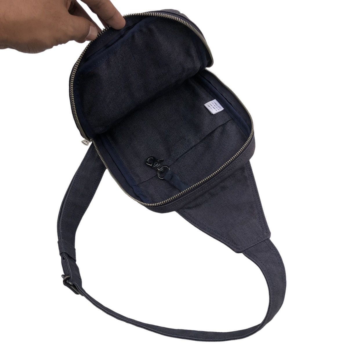 Porter Porter Yoshida Heat Sling Shoulder Bag Back On Garmentory Size ONE SIZE - 8 Thumbnail