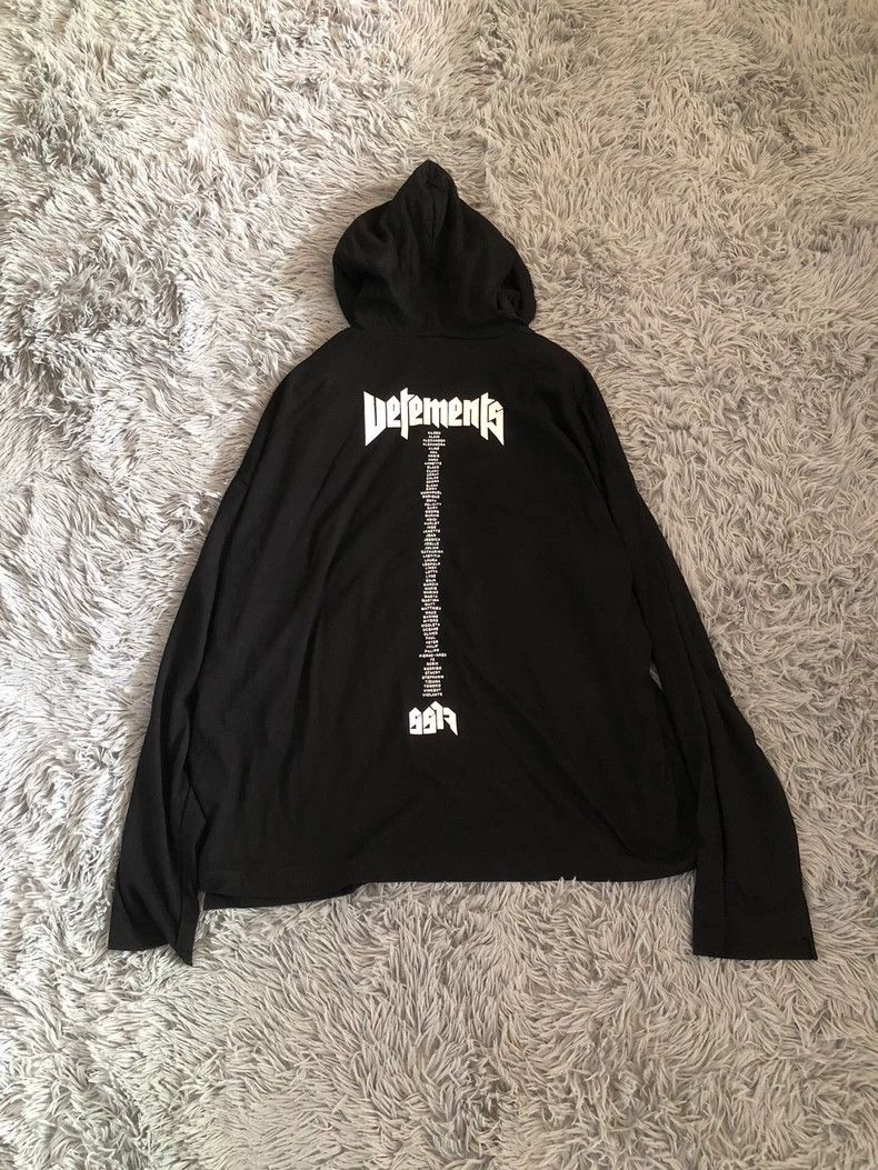 Vetements Vetements 17ss Staff Lettering Hoodie Size US S / EU 44-46 / 1 - 4 Thumbnail