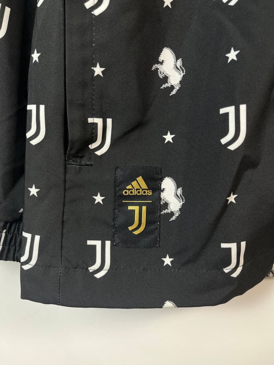 Adidas Juventus Jacket Windbreaker Football Adidas HB6013 Sz S Size US S / EU 44-46 / 1 - 2 Thumbnail