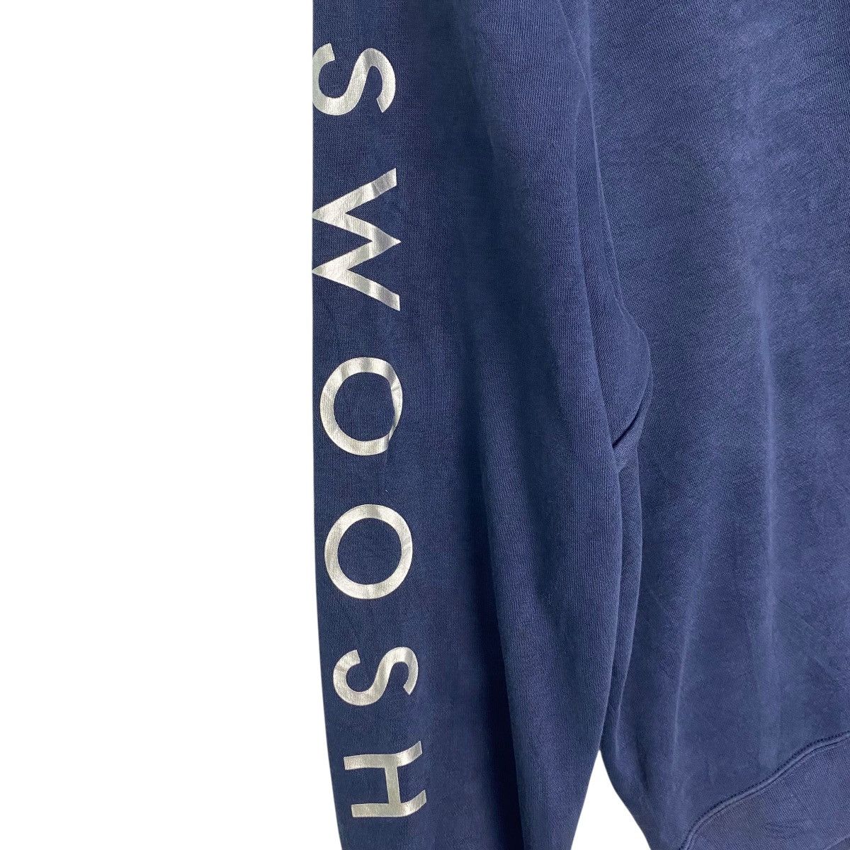 Vintage Vintage Nike Sweatshirt Small Logo Navy Blue Pullover Size L Size US L / EU 52-54 / 3 - 6 Thumbnail