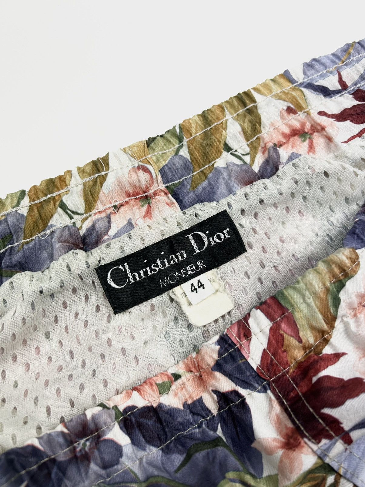 Chanel × Christian Dior Monsieur × Louis Vuitton Vintage floral swim shorts Christian Dior rare item Size US 34 / EU 50 - 9 Thumbnail