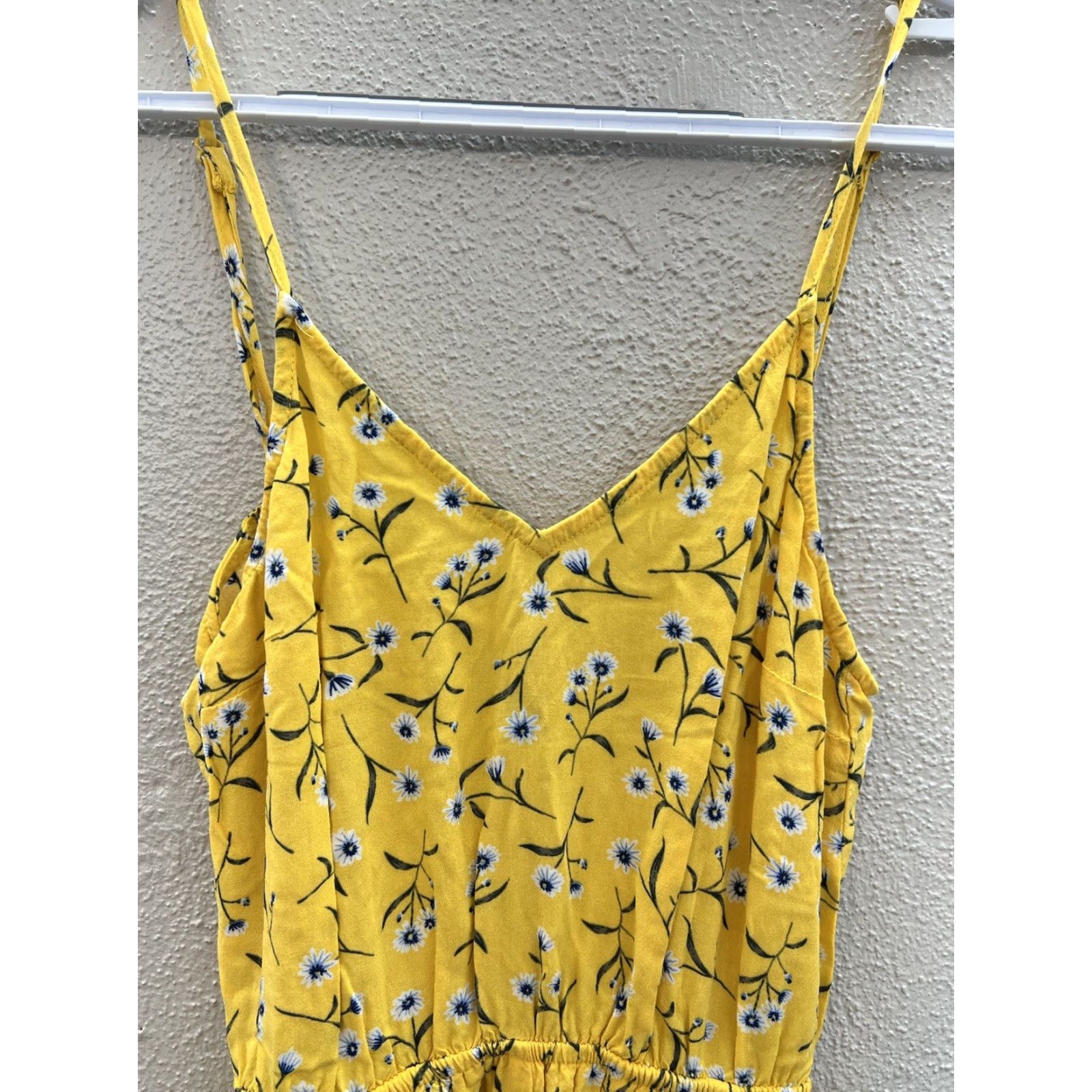 H&M Womens Divided by H&M Yellow Floral Spaghetti Strap Romper Size 0 Size 25" / US 0 / IT 36 - 2 Thumbnail