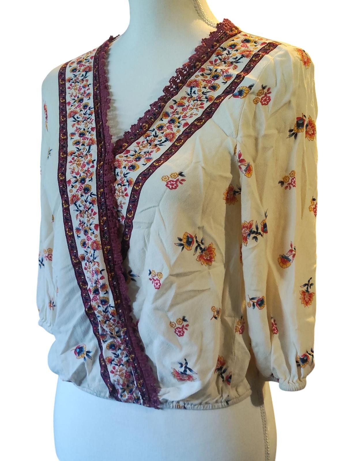 Designer Blue Rain Women's Floral Print Blouse with Lace Trim Size XS Size XS / US 0-2 / IT 36-38 - 4 Thumbnail