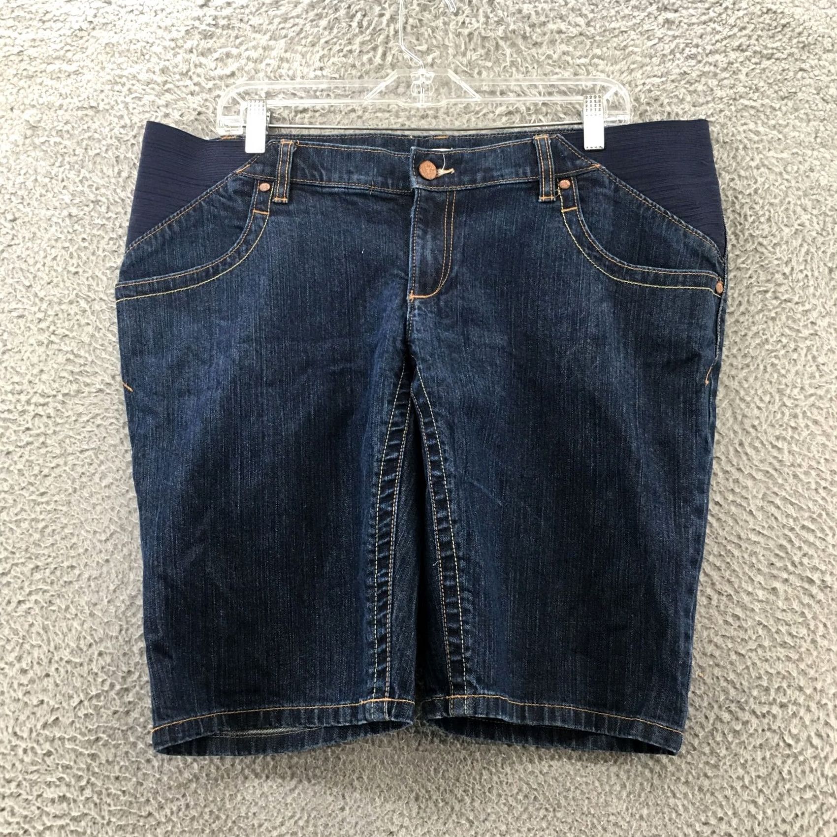 Old Navy Old Navy Bermuda Shorts Womens 12 Blue Denim Stretch Maternity Bermuda Shorts Womens 12 Blue Denim Stretch Size 34" / US 12 / IT 48 - 2 Thumbnail