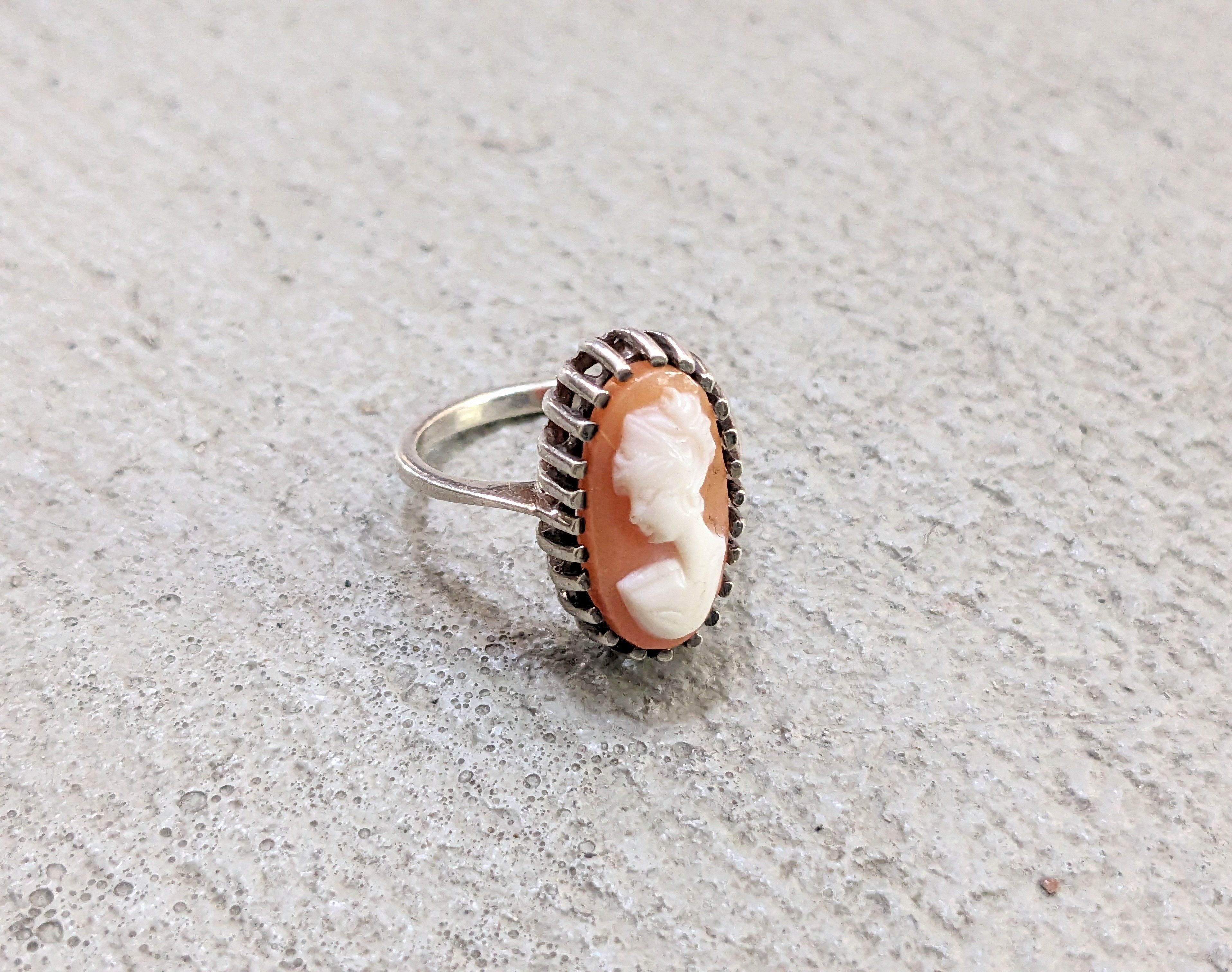 Jewelry Vintage Sterling Silver Cameo Ring Antique Oval Lady Size ONE SIZE - 1 Thumbnail