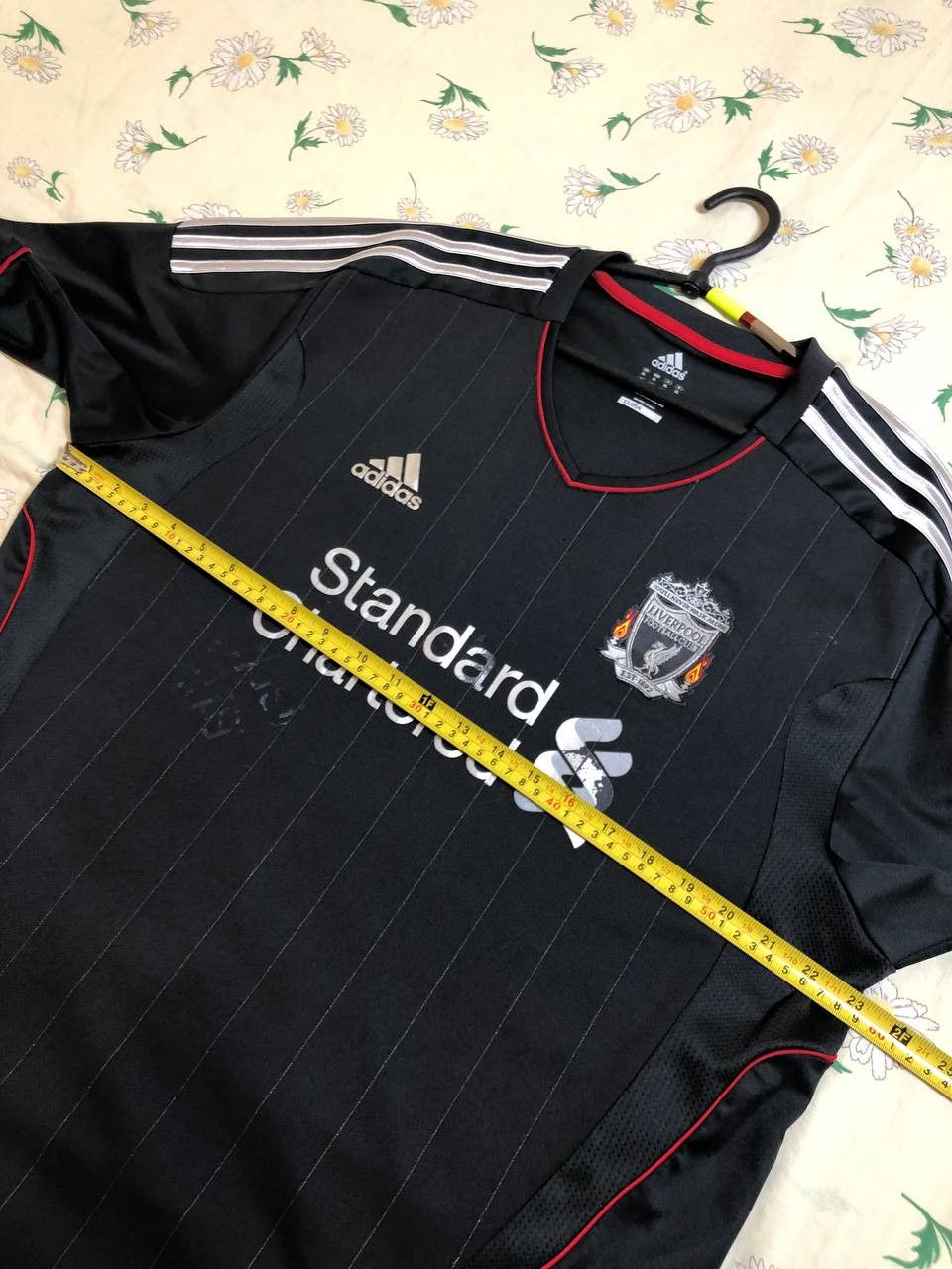 Adidas Liverpool 2011/2012 Away Football Shirt Jersey Adidas Size US XL / EU 56 / 4 - 12 Thumbnail