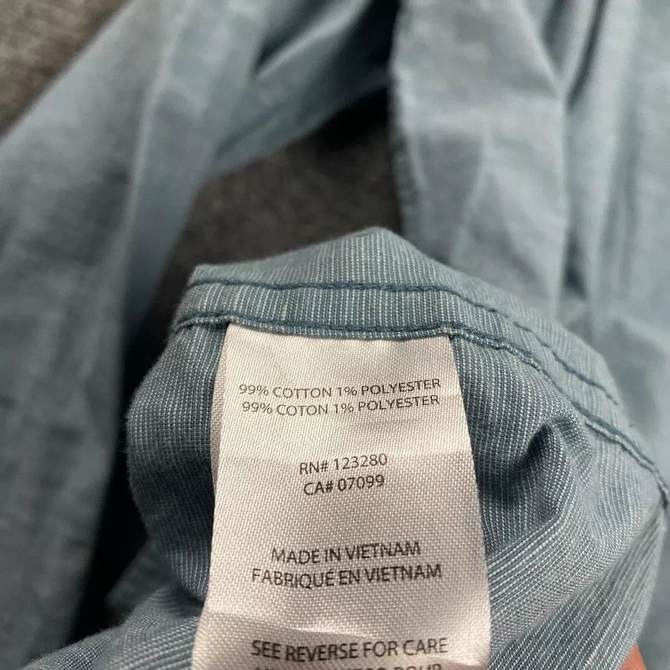 TravisMathew Travis Mathew Shirt Mens Medium Button Up Double Pockets Size US M / EU 48-50 / 2 - 8 Thumbnail