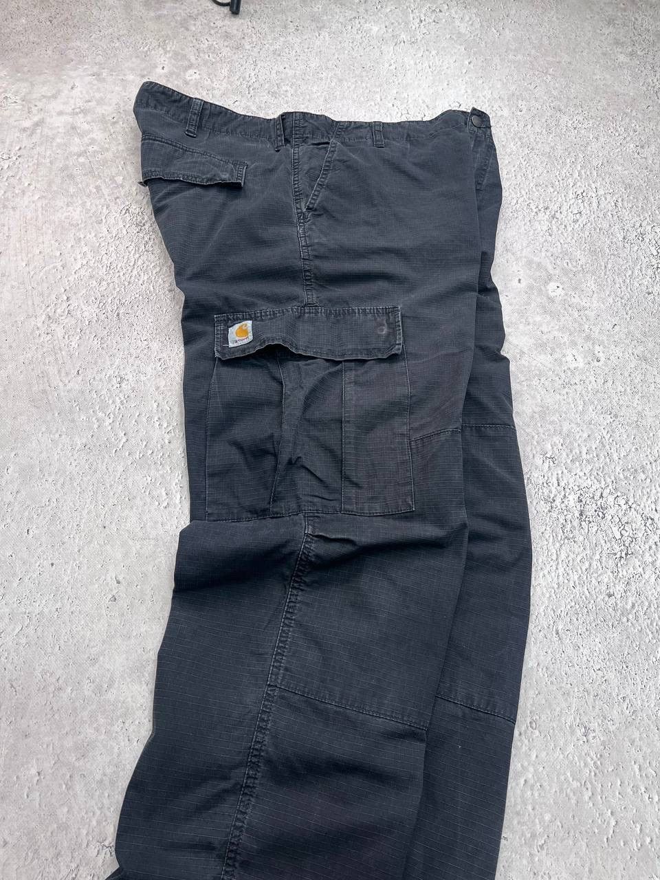 Carhartt × Carhartt Wip × Vintage Vintage Carhartt Cargo Pants Style Faded Distressed Sk8 Y2K Size US 38 / EU 54 - 9 Thumbnail
