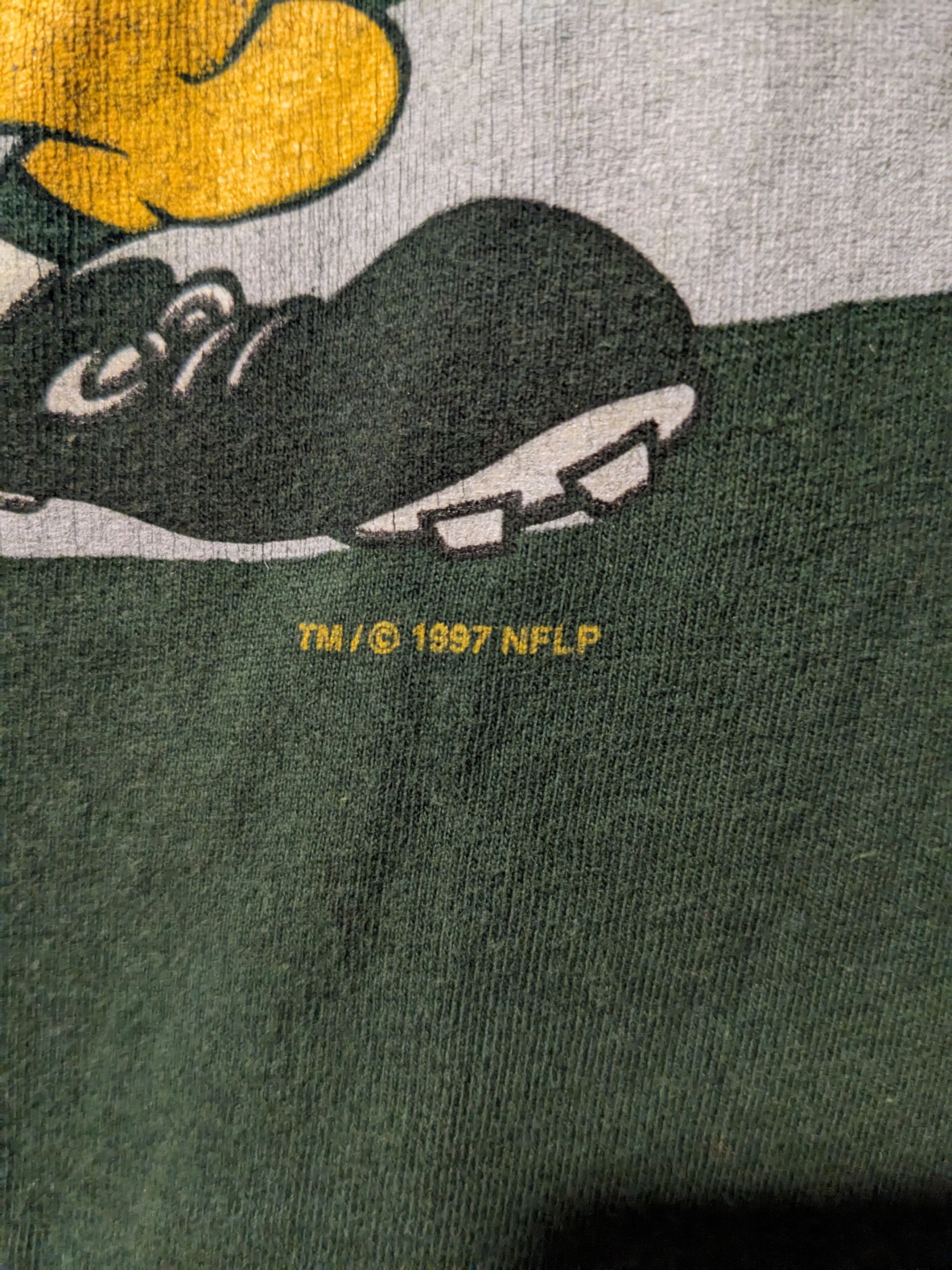 Vintage 1997 Green Bay Packers Taz Looney Tunes XL T-Shirt