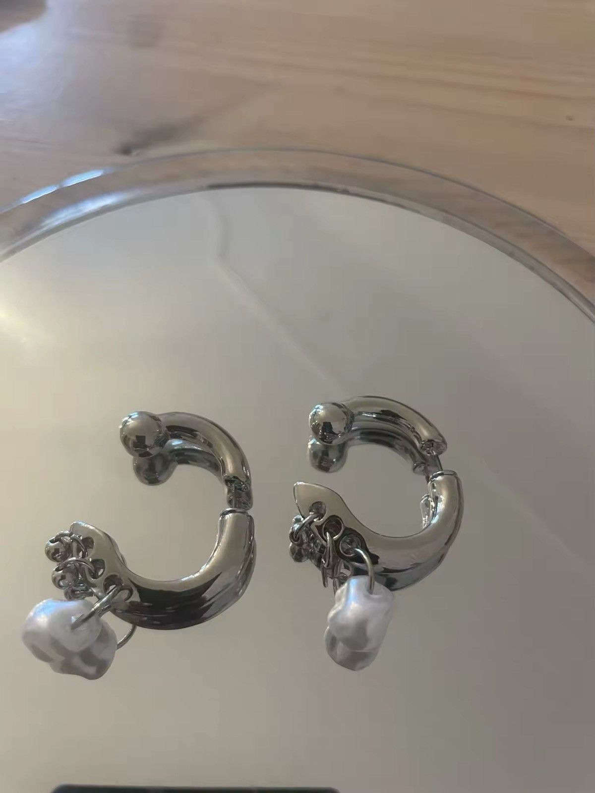 Japanese Brand × Vintage Chic pearl pendant earrings Size ONE SIZE - 5 Thumbnail
