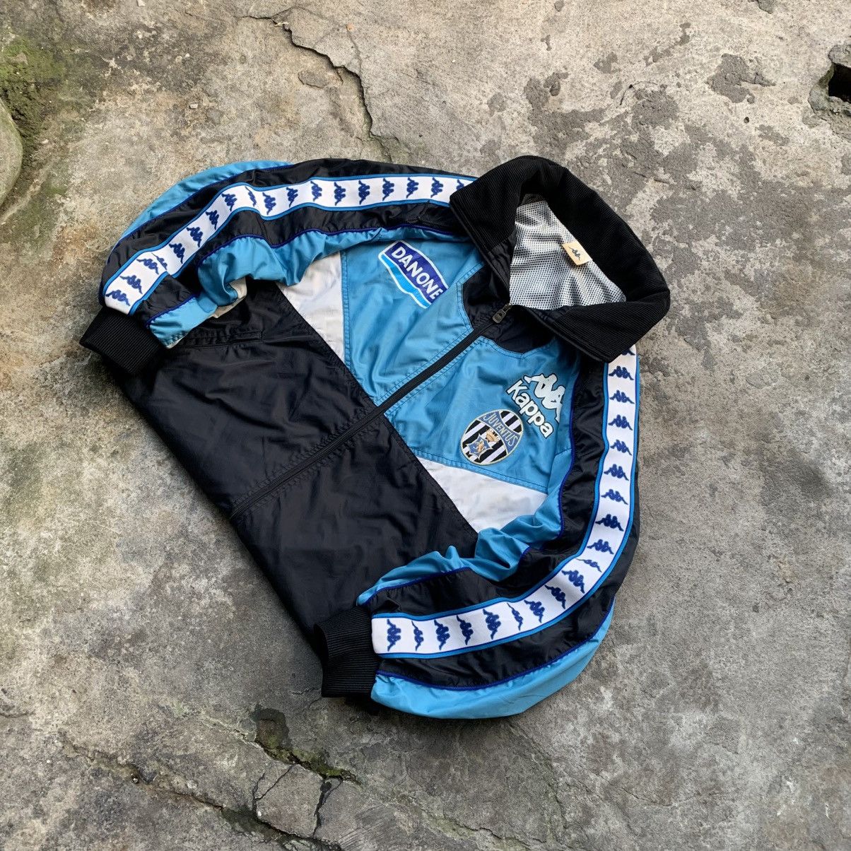 Kappa 1994/1995 kappa juventus jacket Size US XL / EU 56 / 4 - 2 Thumbnail