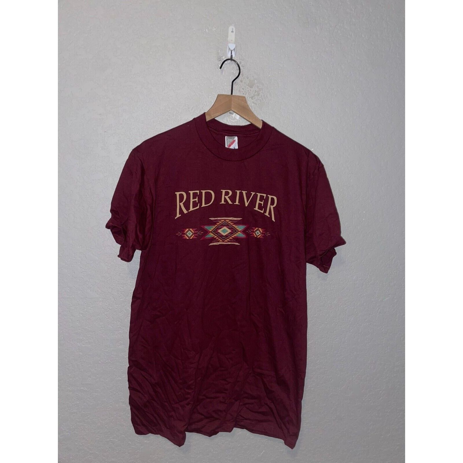 Jerzees Vintage Red River Shirt Native American Tee Red VTG 90s L Size US L / EU 52-54 / 3 - 1 Thumbnail